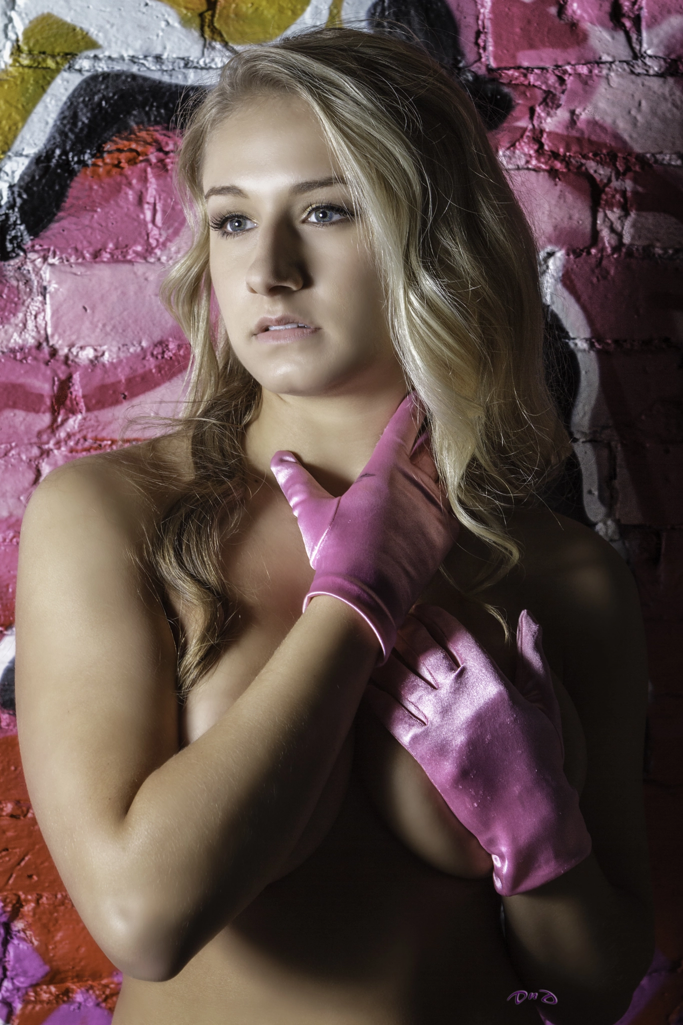 EF28-70mm f/2.8L USM sample photo. Pink glove project 16 photography