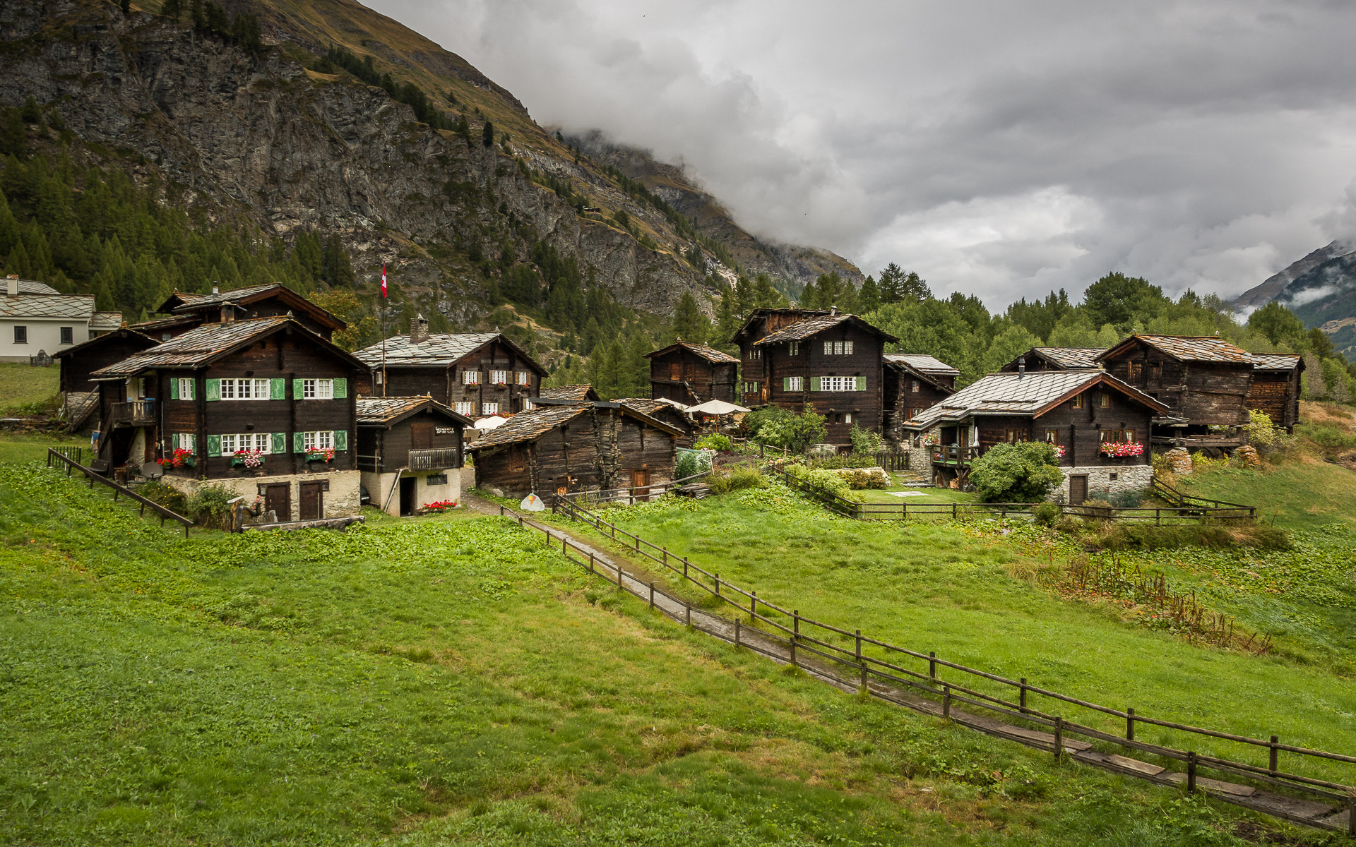 Pentax K-3 sample photo. Zermatt | old village under the matterhorn photography