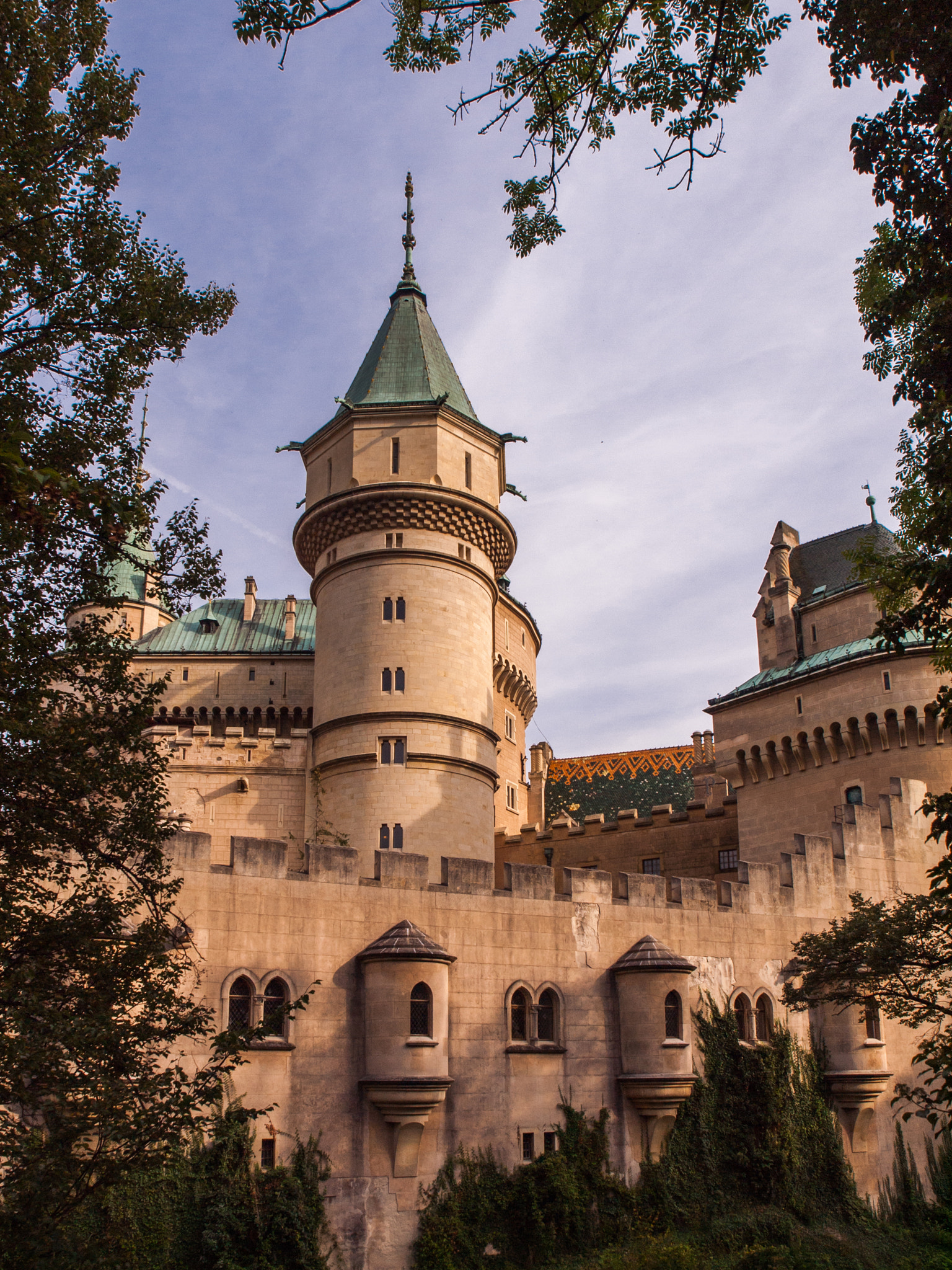 Olympus Zuiko Digital ED 12-60mm F2.8-4.0 SWD sample photo. Bojnice castle photography