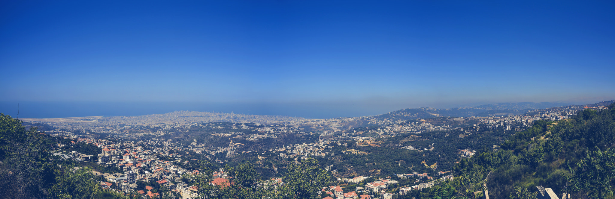 Nikon AF Nikkor 24-85mm F2.8-4D IF sample photo. Beirut - panorama photography