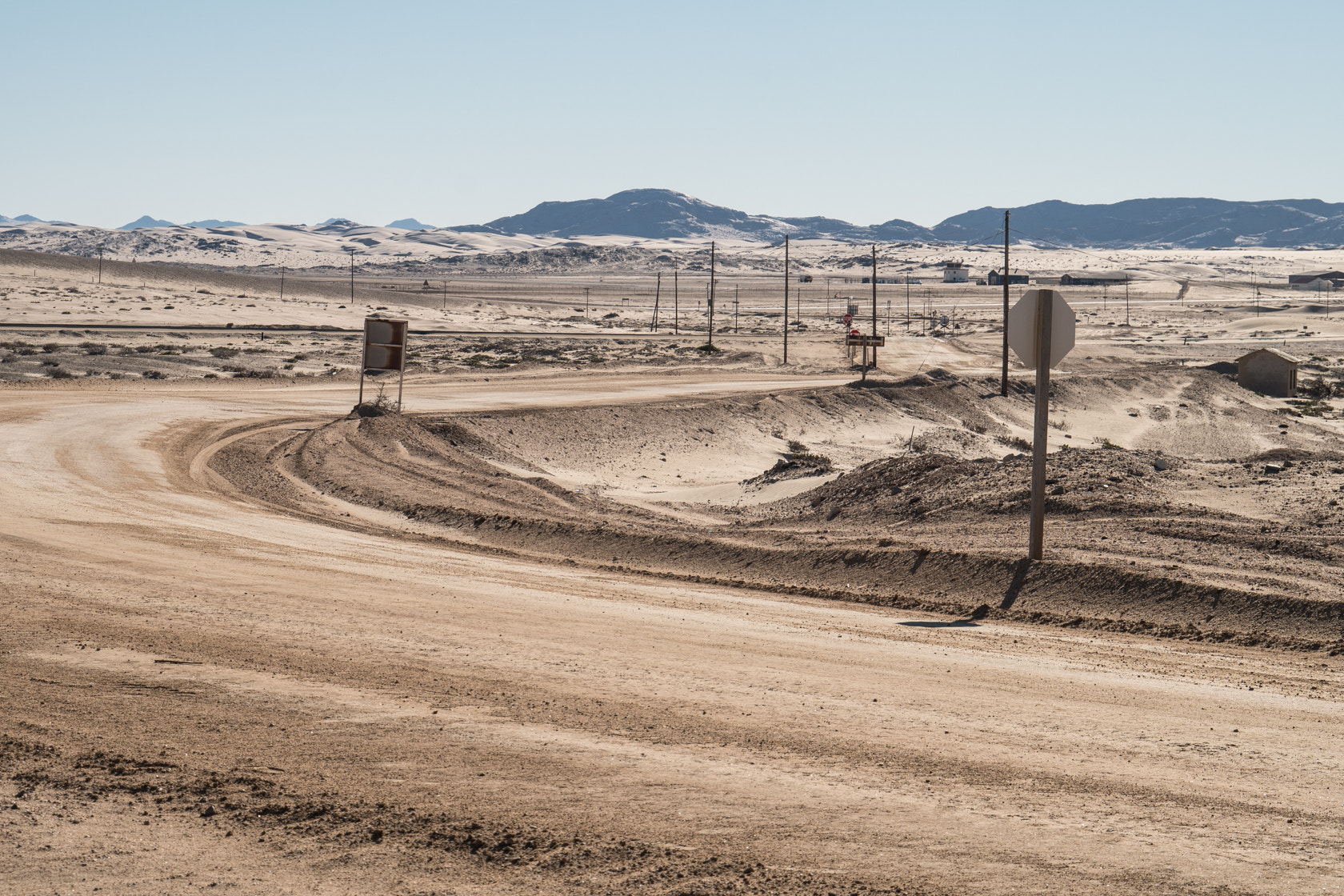 Sony E 18-200mm F3.5-6.3 OSS sample photo. Near kolmanskop, namibia photography