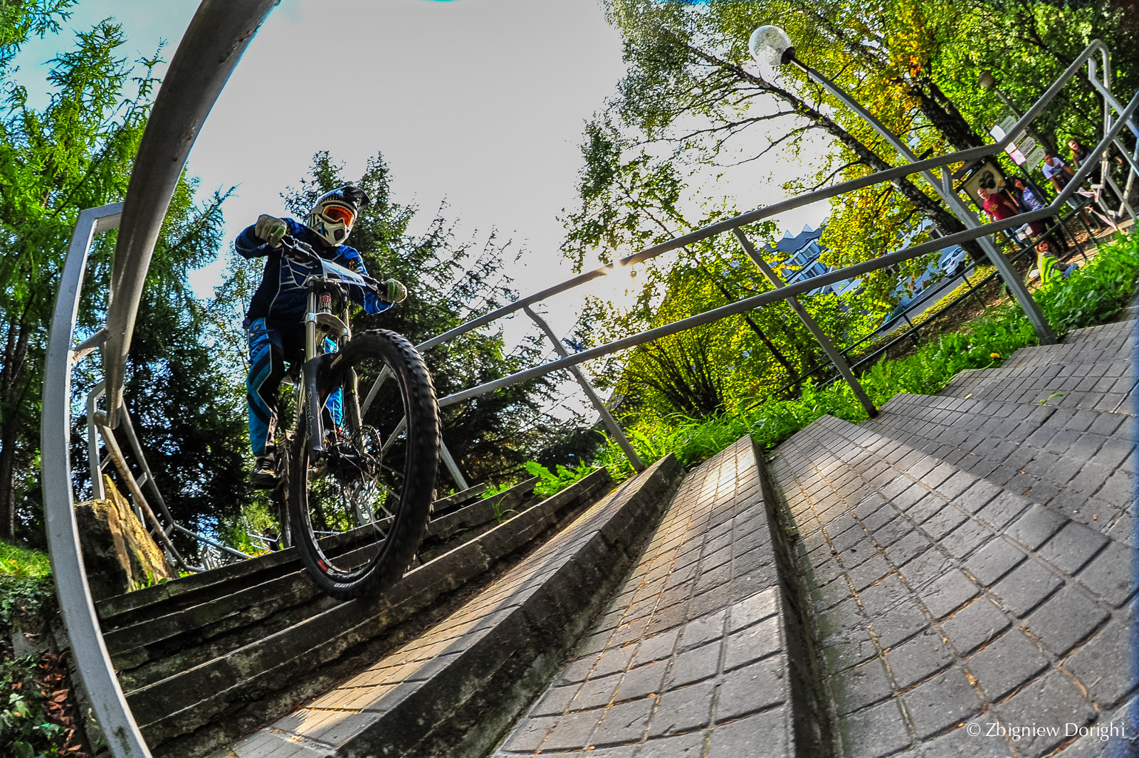 Samyang 8mm F3.5 Aspherical IF MC Fisheye sample photo. Urban downhill in poland photography