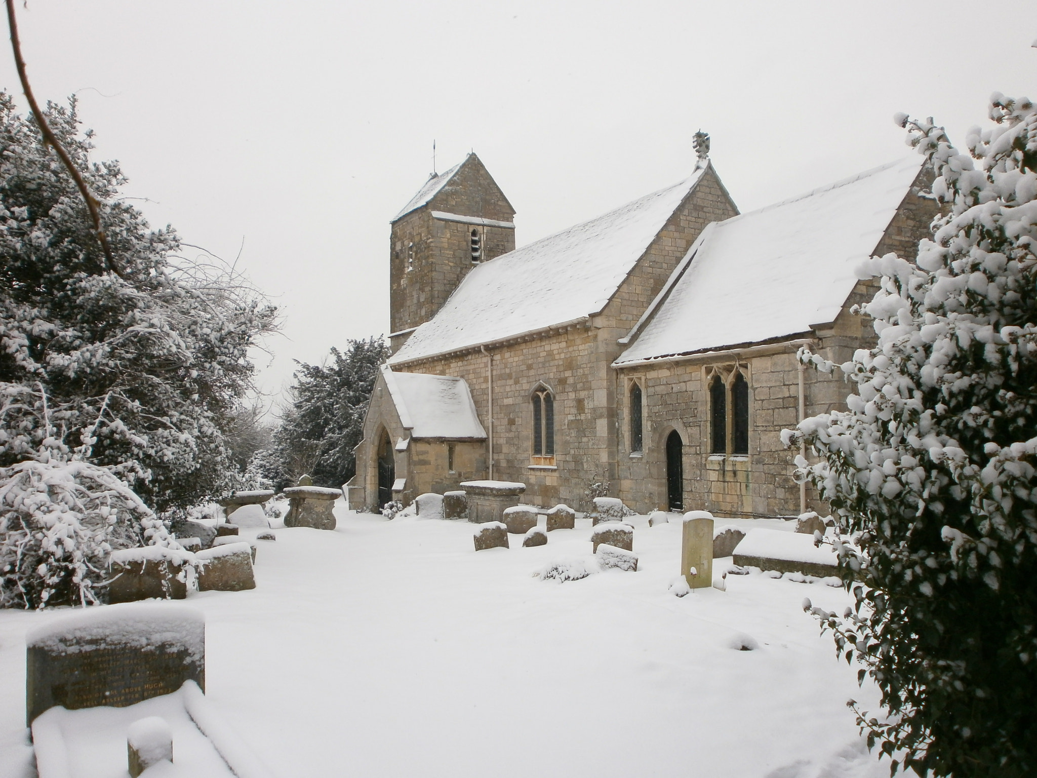 Olympus VG110,D700 sample photo. Snowy church photography