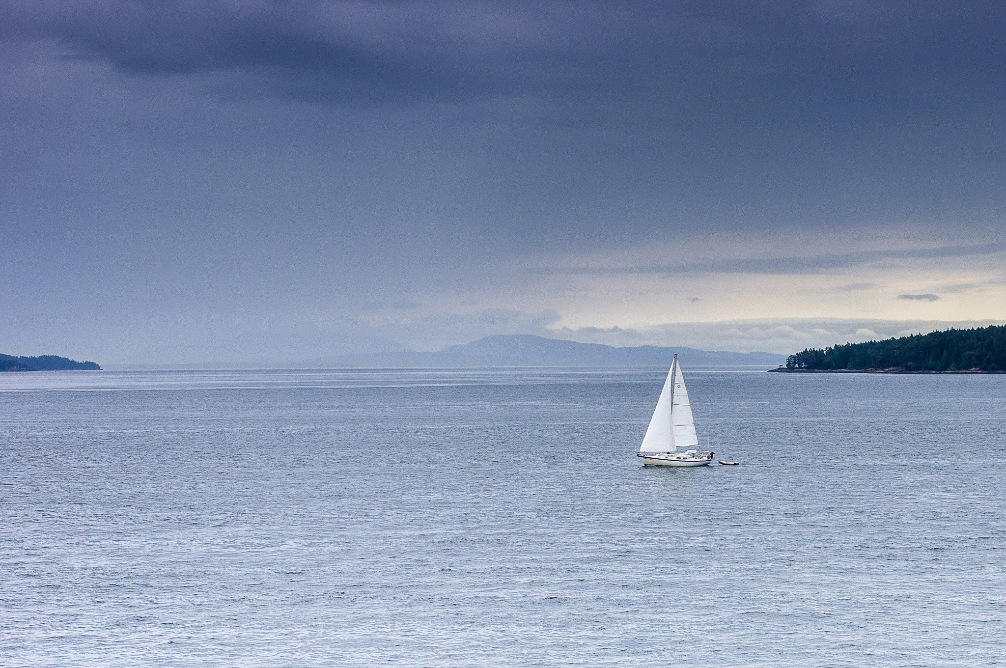 Pentax K-x + Pentax smc DA 35mm F2.4 AL sample photo. Peaceful sailor photography