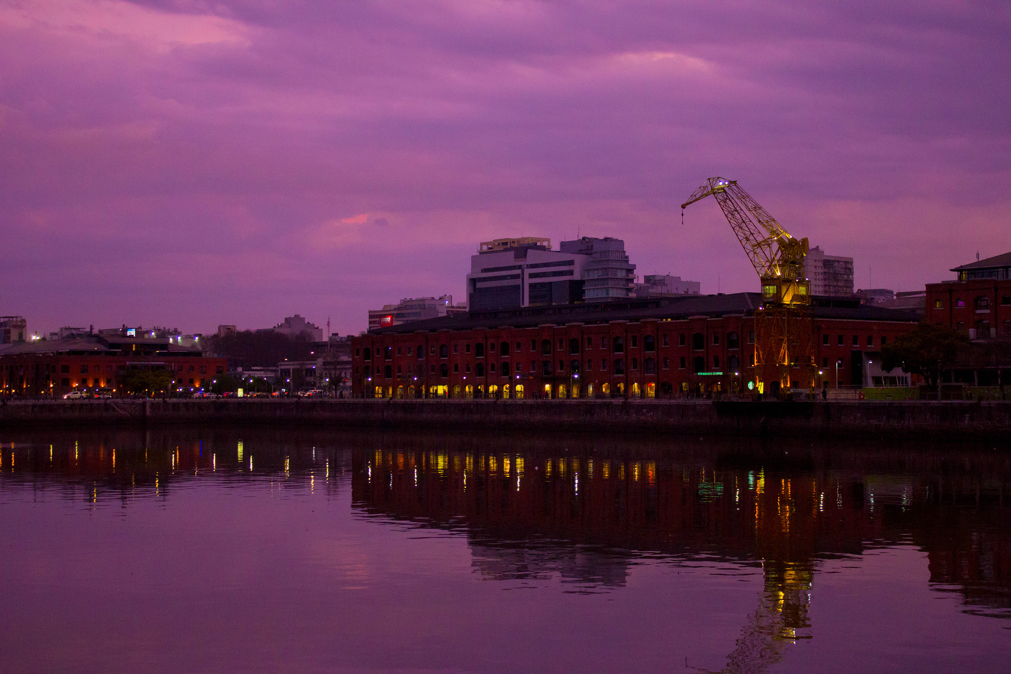 Canon EF-S 18-55mm F3.5-5.6 IS sample photo. Puerto madero photography
