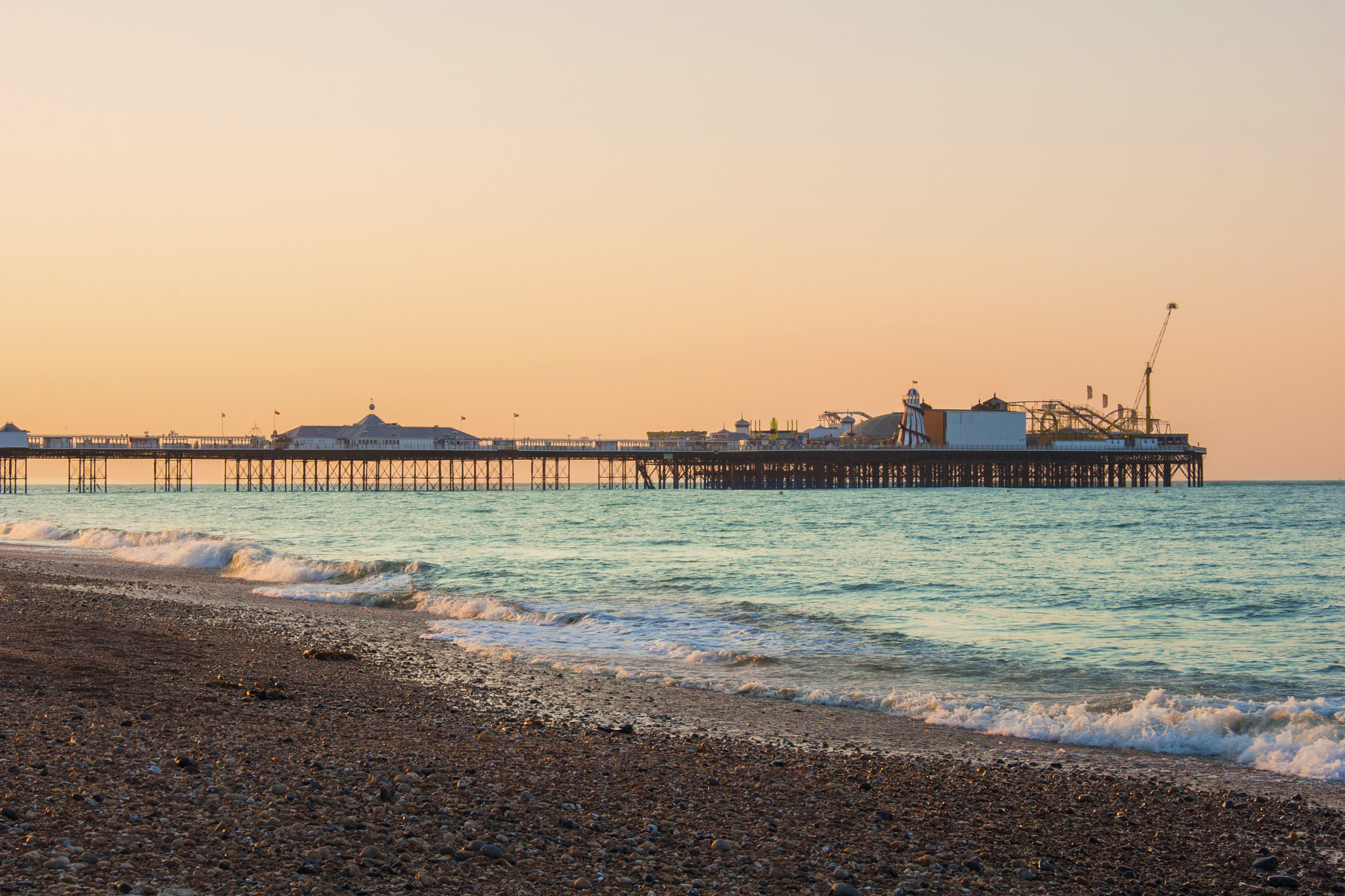 Canon EF-S 17-85mm F4-5.6 IS USM sample photo. Good morning brighton photography