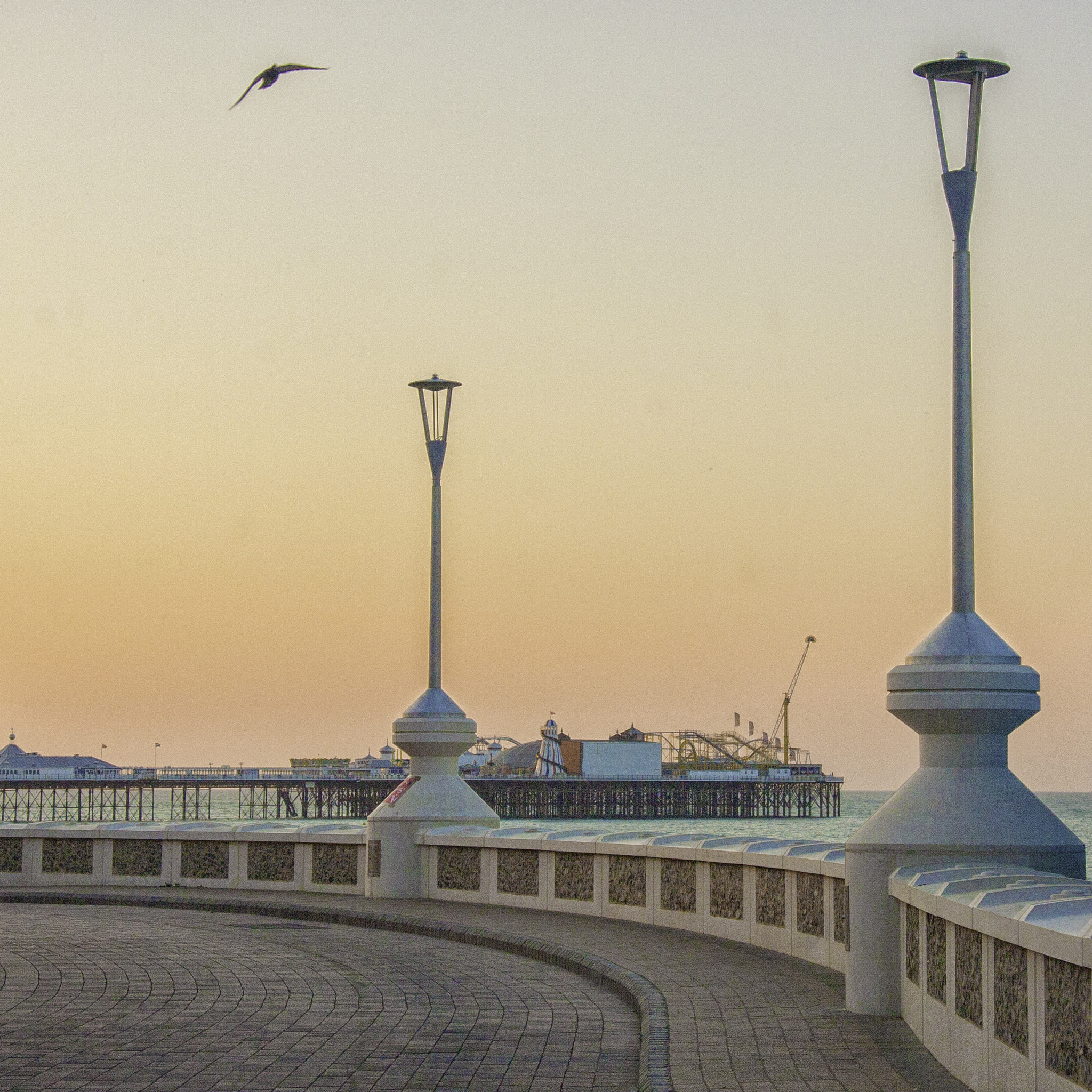 Canon EF-S 17-85mm F4-5.6 IS USM sample photo. Good morning brighton photography