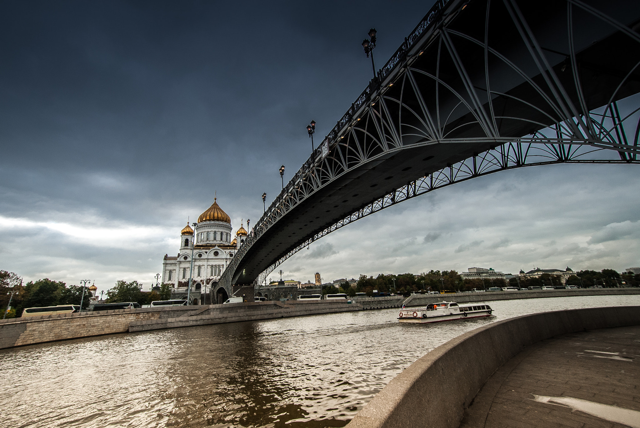 Nikon D200 sample photo. Patriarchal bridge in moscow photography