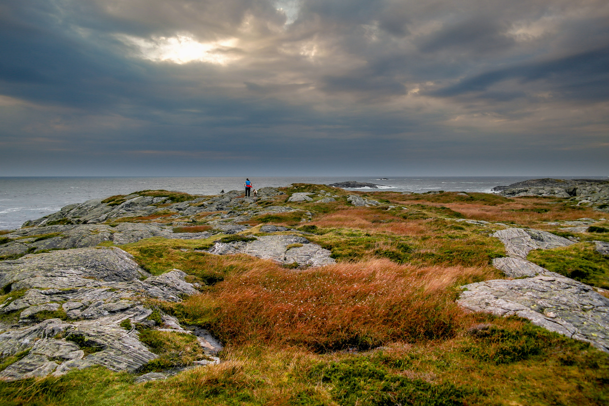 Samsung NX210 sample photo. Colorful seascape photography