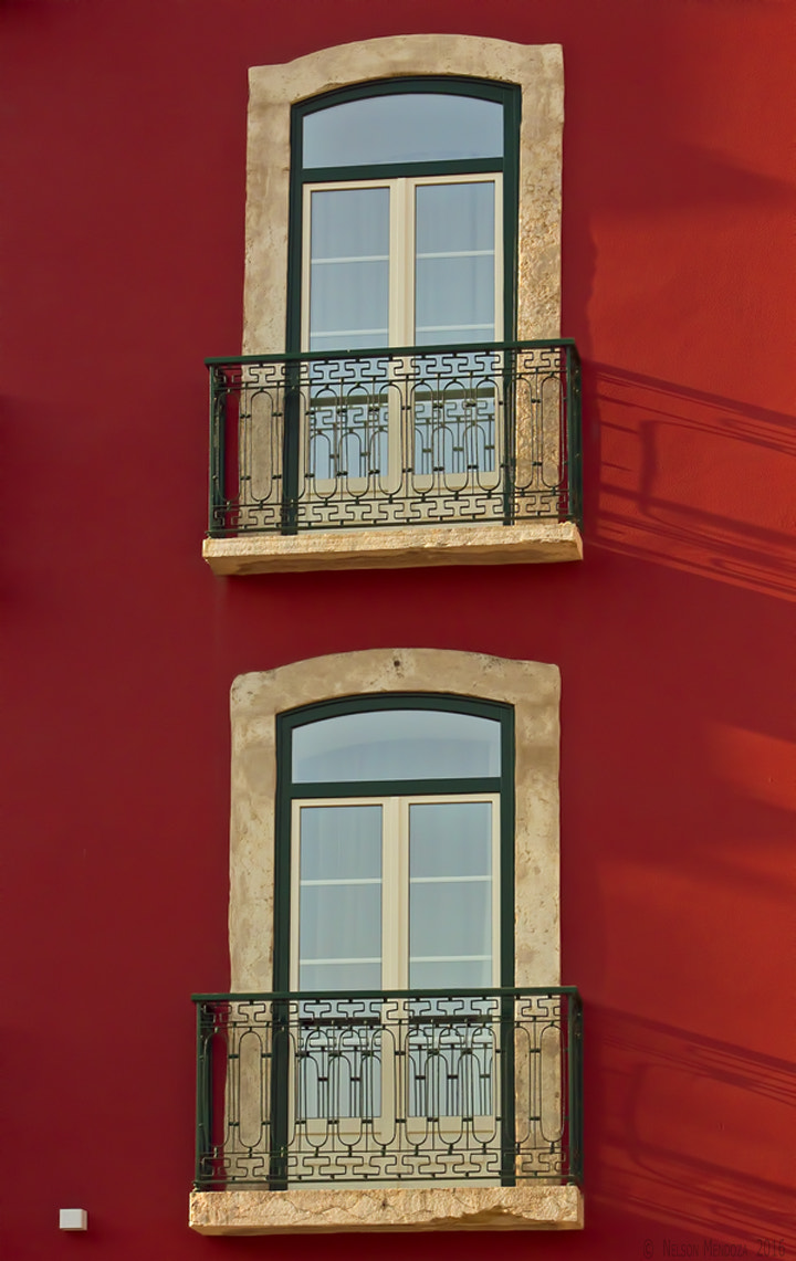 Canon EF 75-300mm f/4-5.6 USM sample photo. Red wall photography