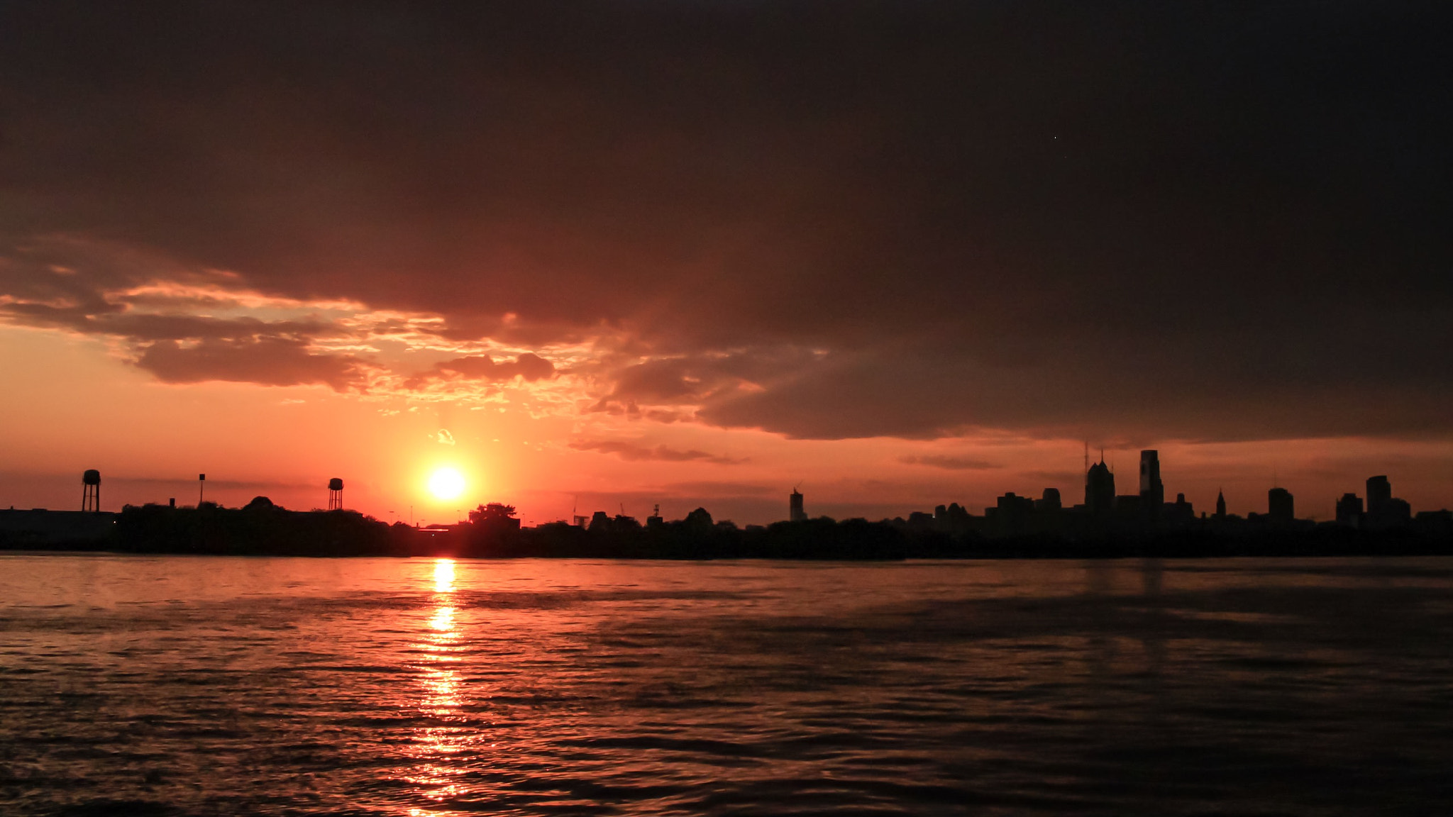 Canon EF-S 24mm F2.8 STM sample photo. Rojo photography