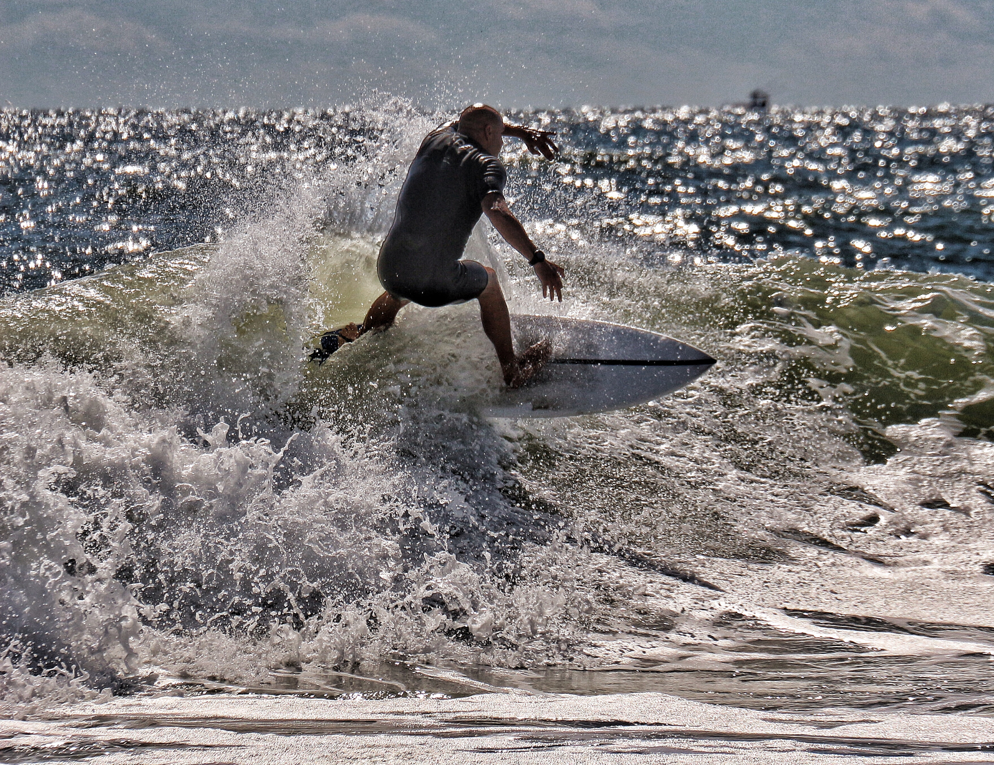 Canon EOS 650D (EOS Rebel T4i / EOS Kiss X6i) + Canon EF 70-300mm F4-5.6L IS USM sample photo. Surfer series photography