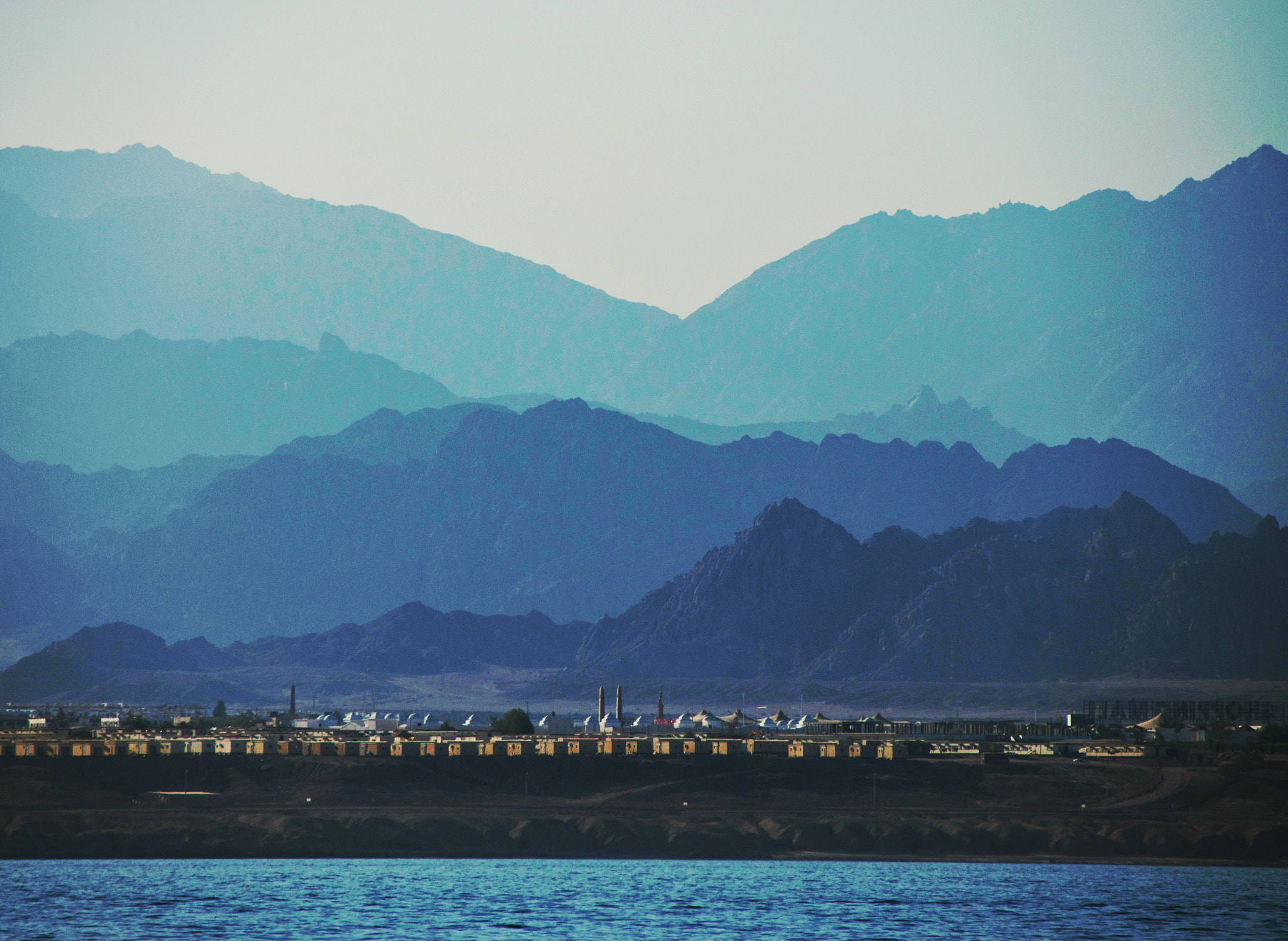Sigma 28-300mm F3.5-6.3 DG Macro sample photo. Sinai mountains  photography