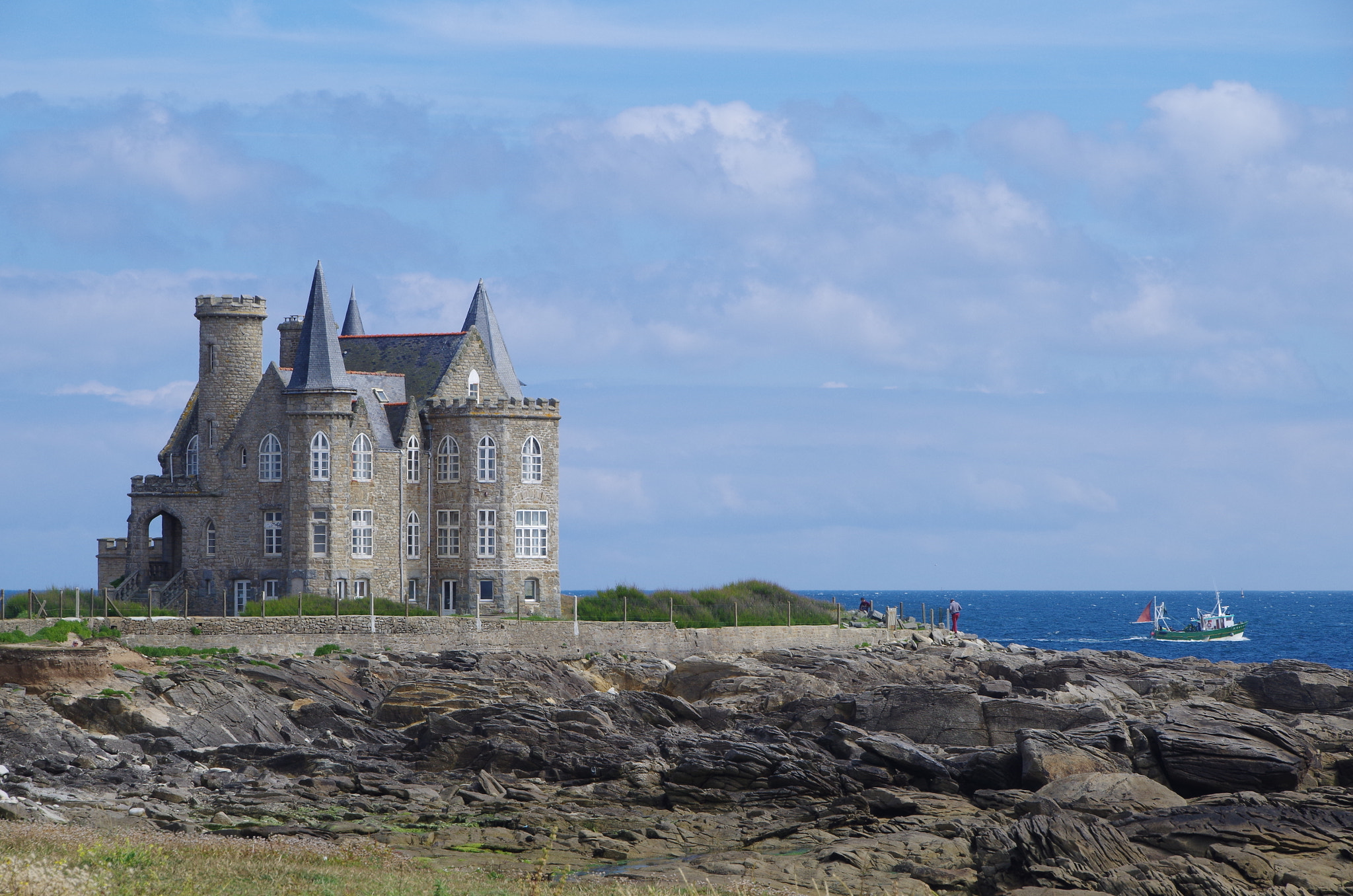 Pentax smc DA 18-270mm F3.5-6.3 ED SDM sample photo. Farewell from the castle photography