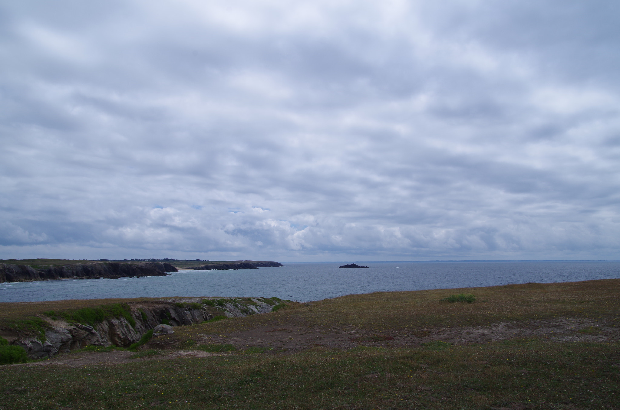 Pentax smc DA 18-270mm F3.5-6.3 ED SDM sample photo. Cloudy horizon photography