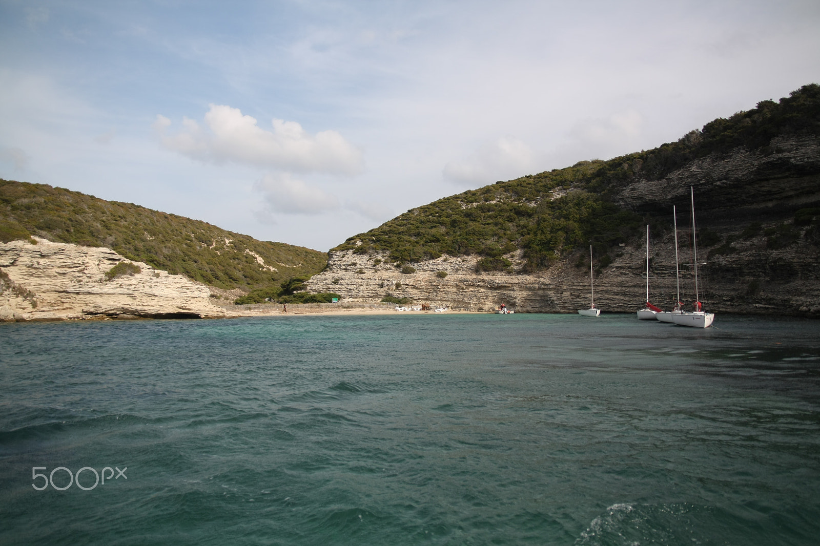 Sigma 17-70mm F2.8-4 DC Macro OS HSM sample photo. Bonifacio () photography
