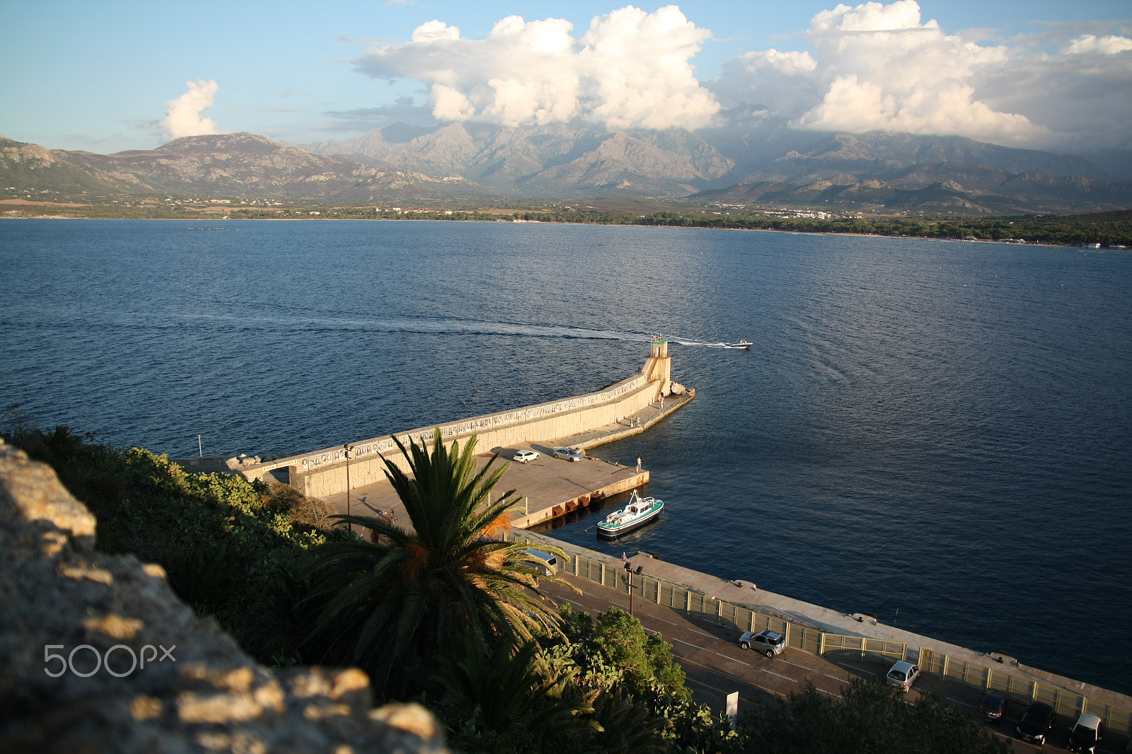 Sigma 17-70mm F2.8-4 DC Macro OS HSM sample photo. Calvi () photography
