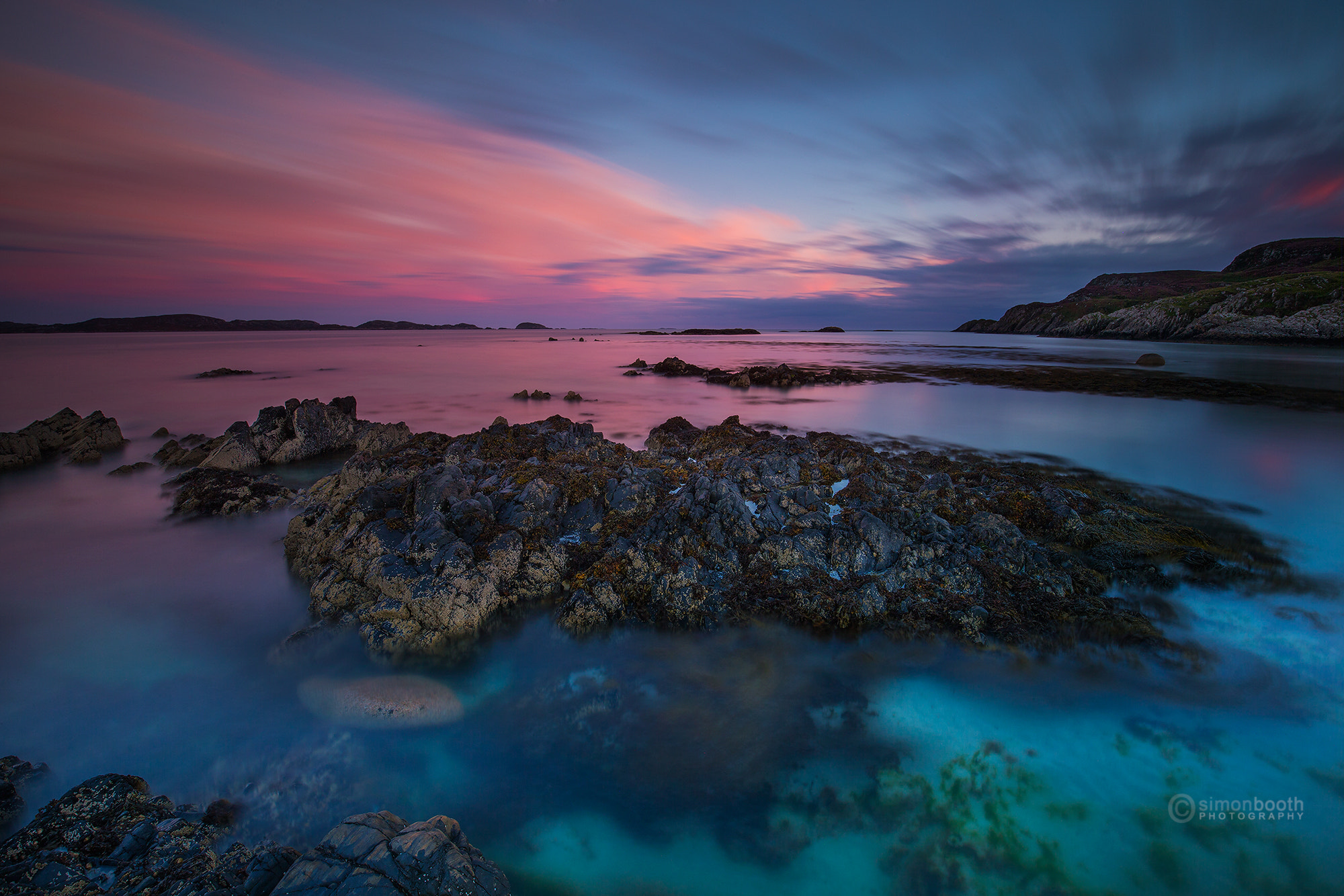 Canon EOS-1D X + Canon EF 16-35mm F4L IS USM sample photo. Sand eels bay, iona, scotland photography