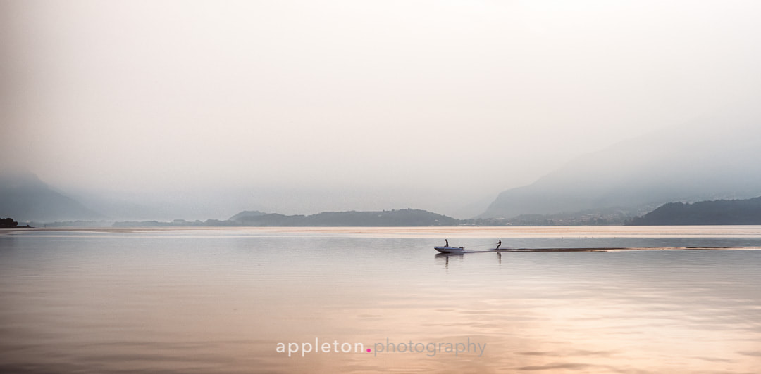 Panasonic Lumix DMC-GX8 + LUMIX G 25/F1.7 sample photo. Waterskiing at dawn photography