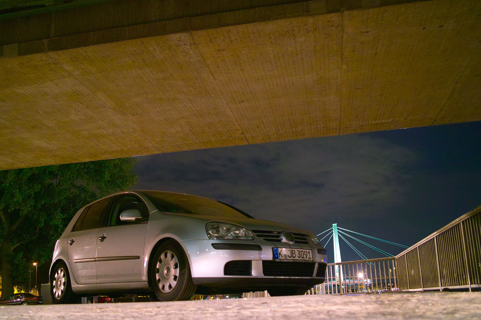 Sigma DP2s sample photo. The car nder the bridge photography