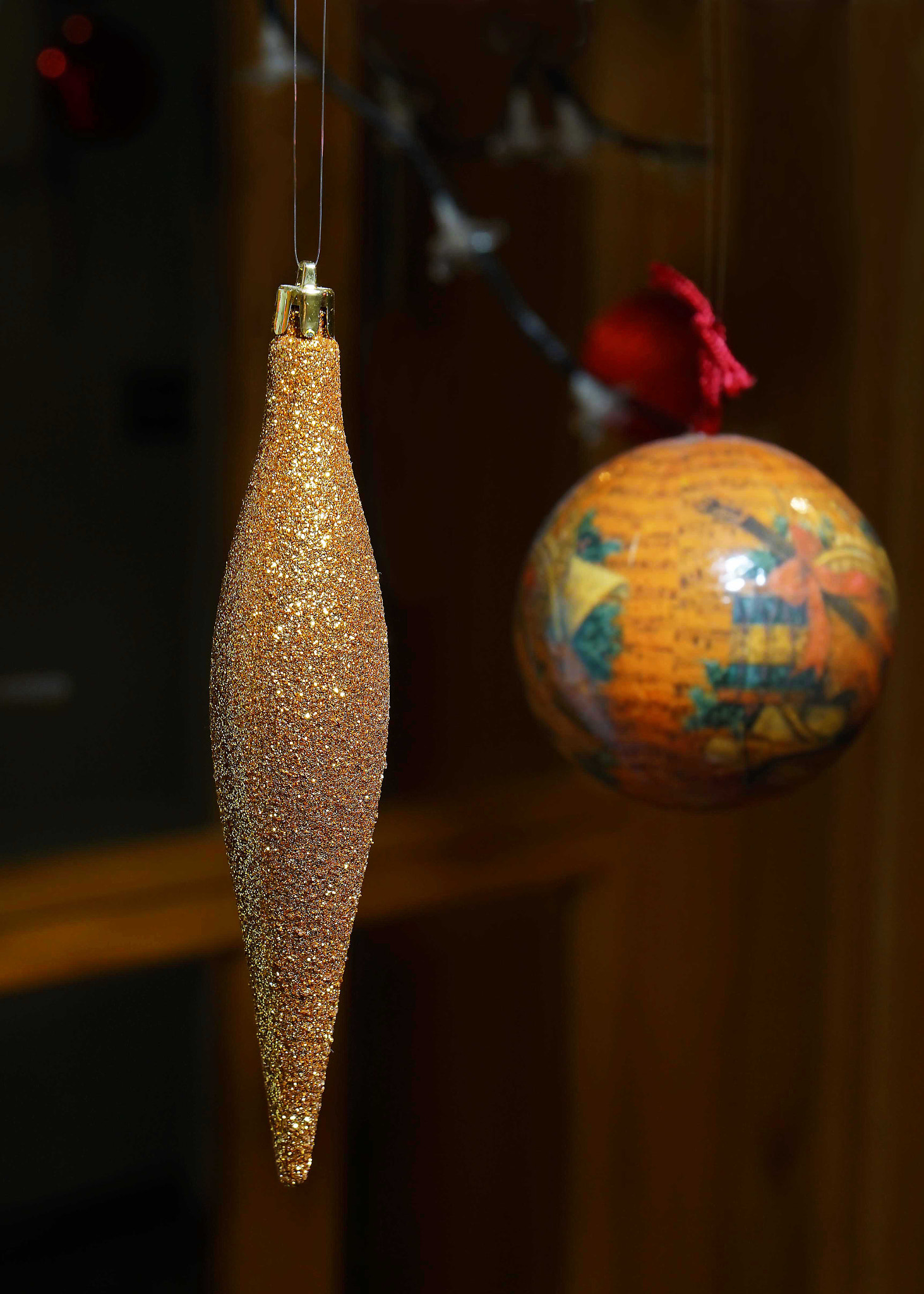 Sony a7R II + Sony Vario-Tessar T* E 16-70mm F4 ZA OSS sample photo. Waiting for christmas photography