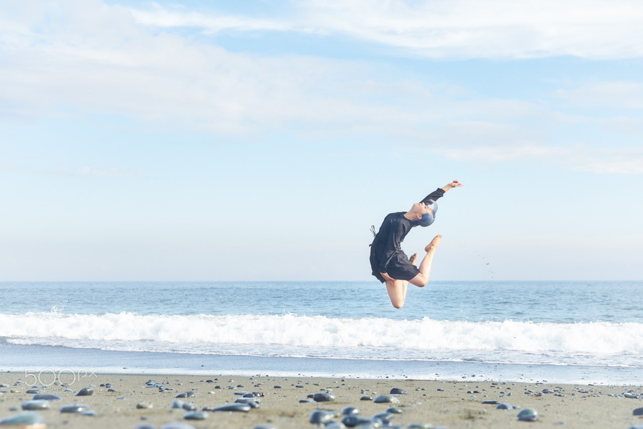 Sony FE 24-70mm F2.8 GM sample photo. Jump photography