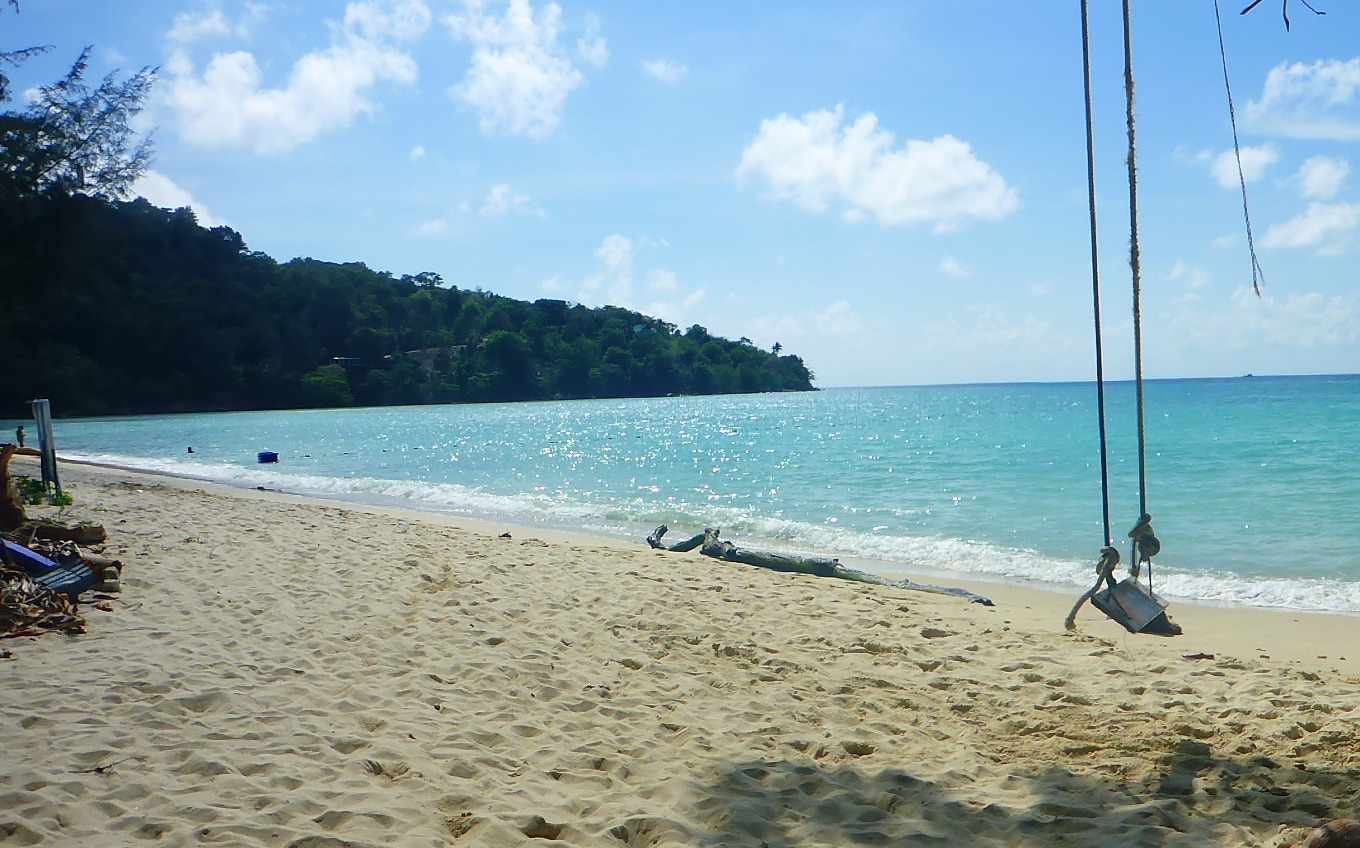 Panasonic Lumix DMC-TS5 (Lumix DMC-FT5) sample photo. This is a beach in thailand photography