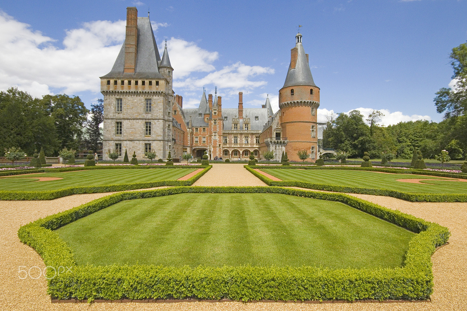 Canon EOS 80D + Sigma 10-20mm F4-5.6 EX DC HSM sample photo. Chateau de maintenon photography
