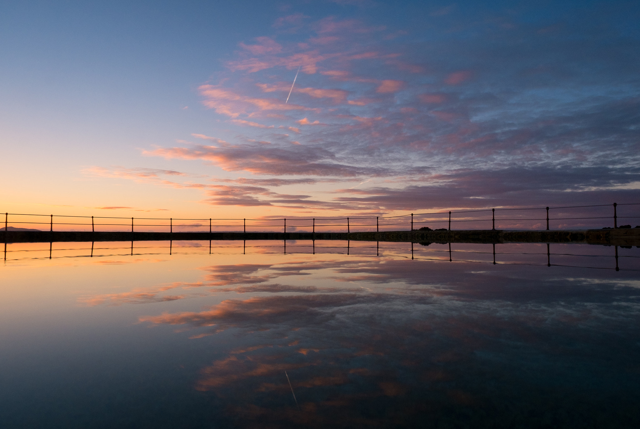 Fujifilm X-Pro1 + Fujifilm XF 16-55mm F2.8 R LM WR sample photo. La valette reflected photography