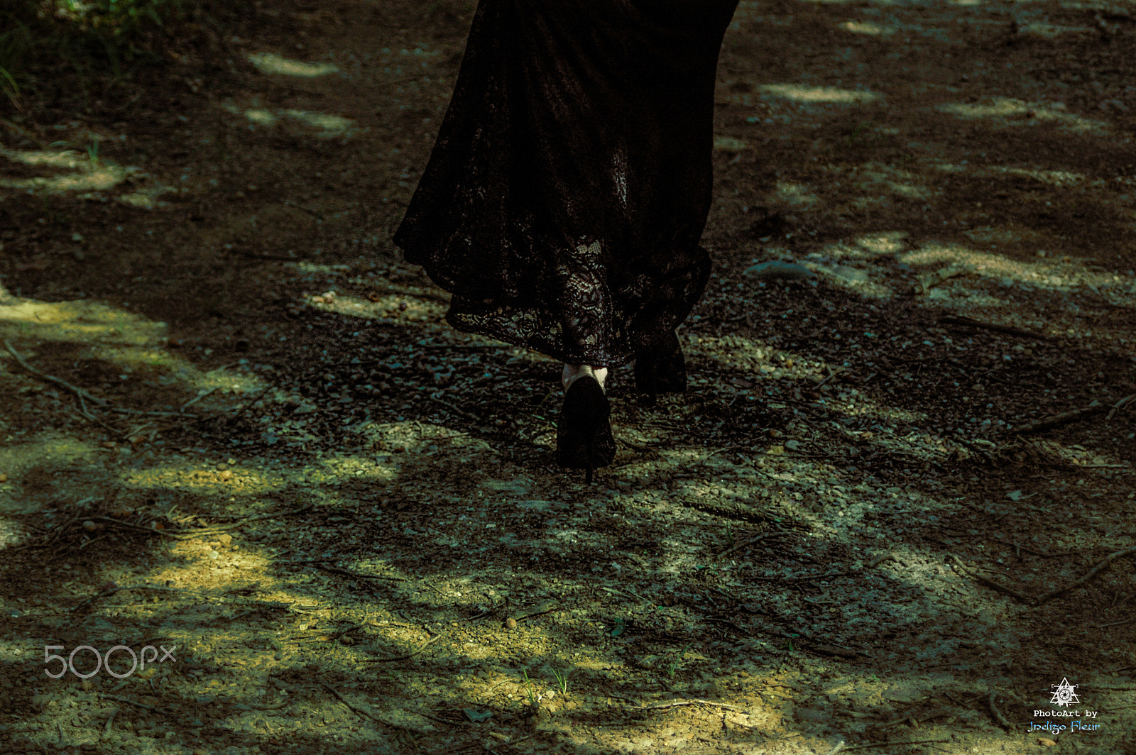 AF Zoom-Nikkor 35-70mm f/3.3-4.5 N sample photo. Woman in black photography