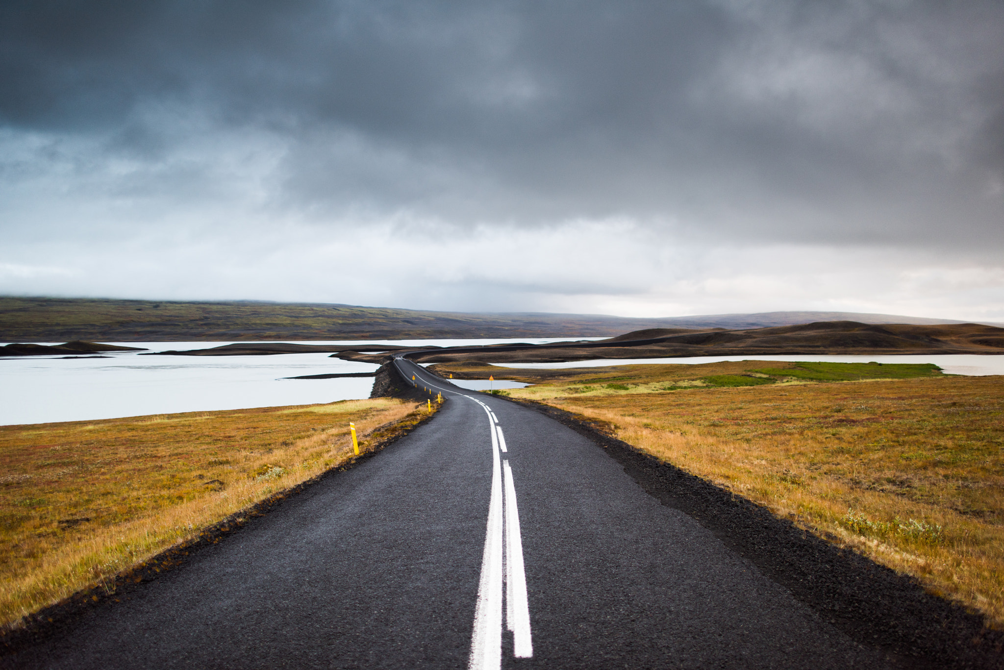 Nikon D810 + Nikon AF-S Nikkor 24mm F1.4G ED sample photo. Serene road trip photography