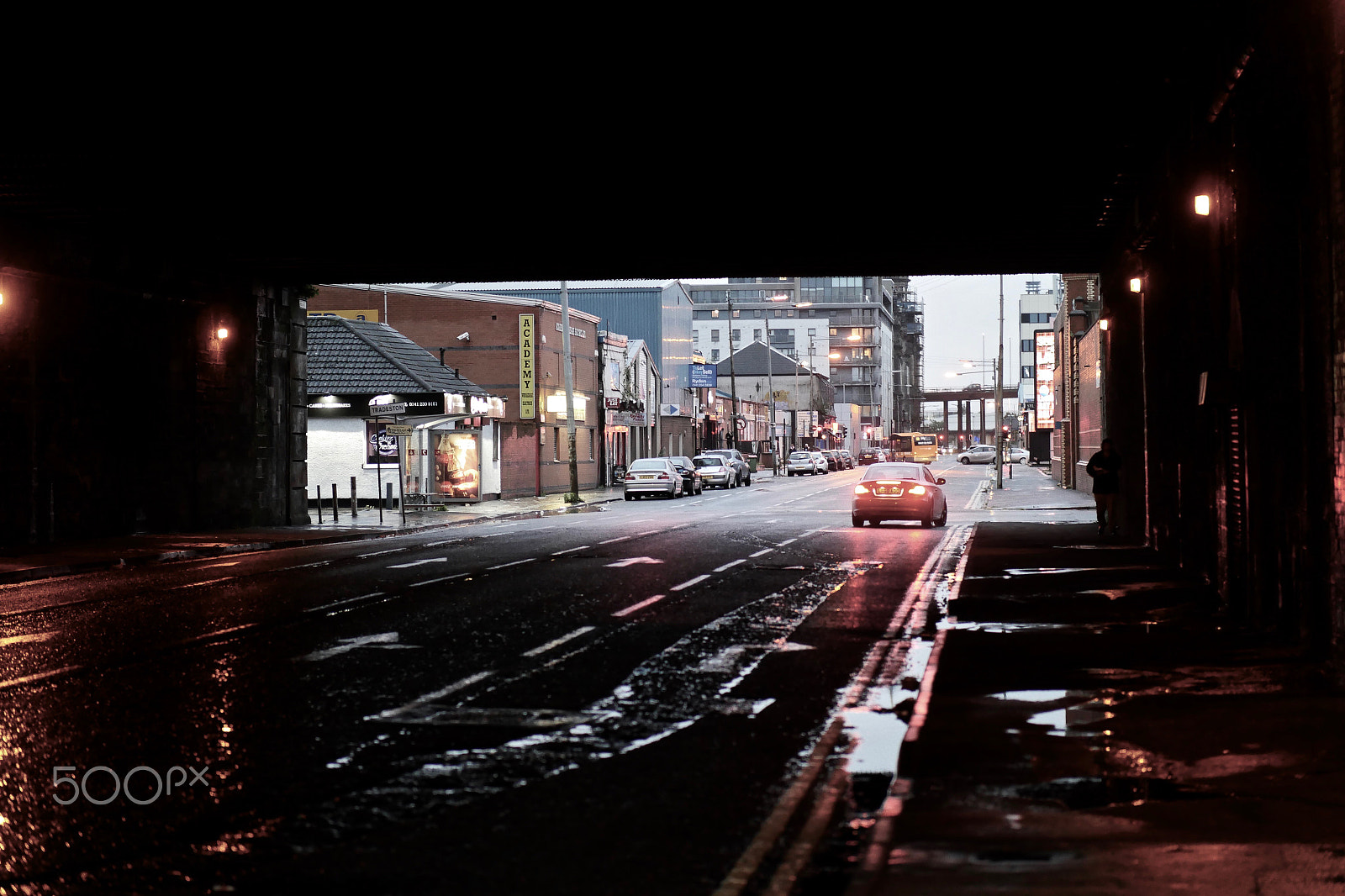 Panasonic Leica DG Nocticron 42.5mm F1.2 ASPH OIS sample photo. Under the main line to glasgow central photography