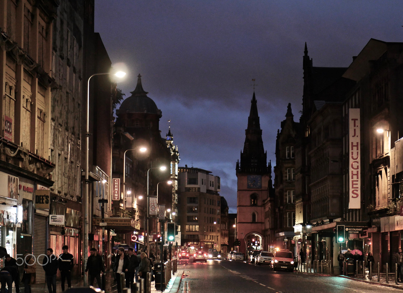 Panasonic Leica DG Nocticron 42.5mm F1.2 ASPH OIS sample photo. Trongate at night glasgow photography