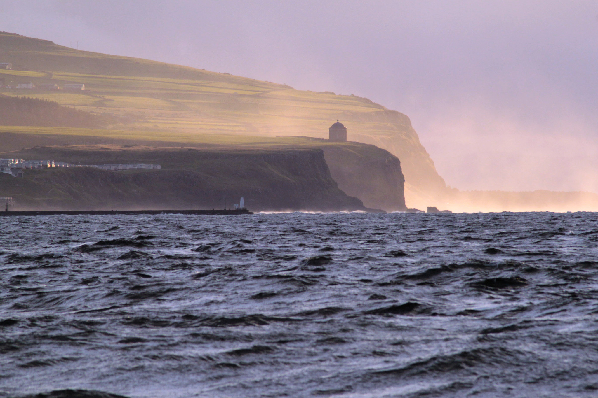 Canon EOS 500D (EOS Rebel T1i / EOS Kiss X3) sample photo. Mussenden temple photography