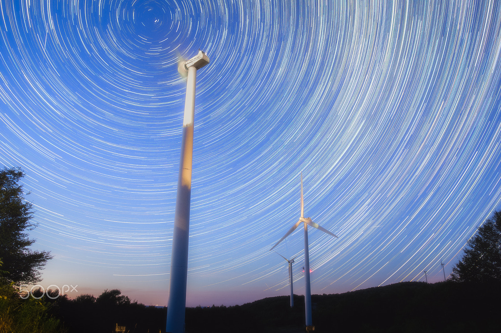 Pentax K-3 + Sigma 18-35mm F1.8 DC HSM Art sample photo. You spin me right round photography