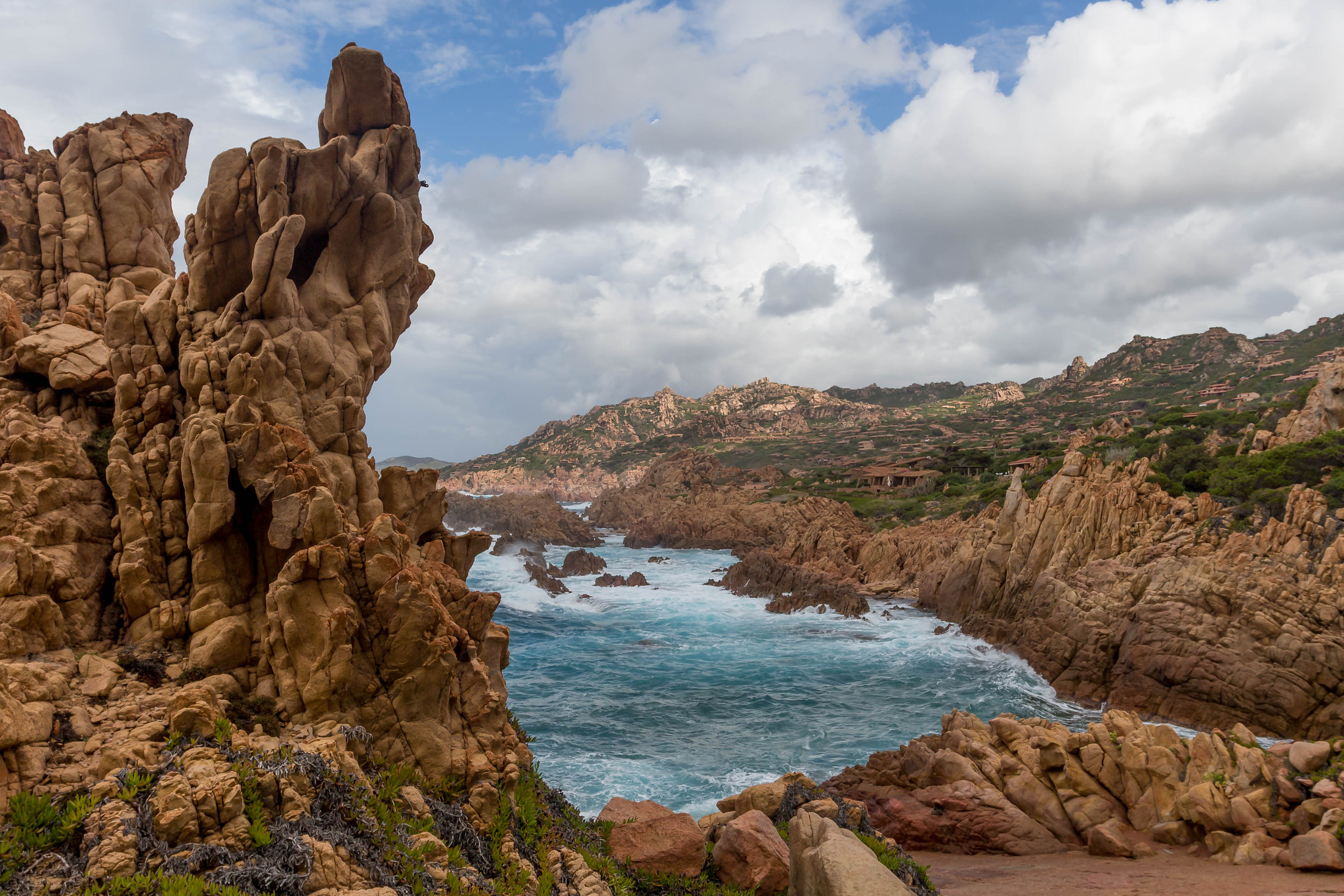 Canon EOS 700D (EOS Rebel T5i / EOS Kiss X7i) + Canon EF 17-40mm F4L USM sample photo. Costa paradiso ii photography