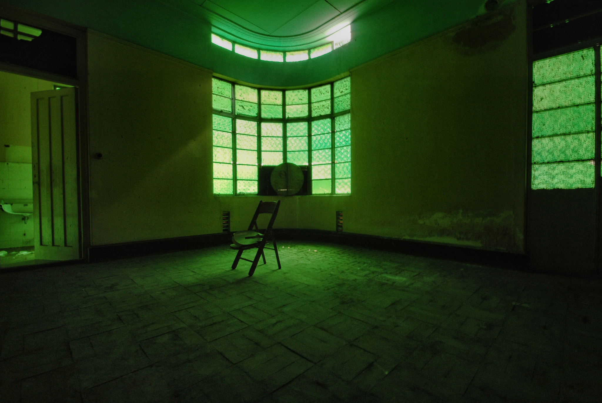 Sigma 10-20mm F4-5.6 EX DC HSM sample photo. Abandoned and deserted photography