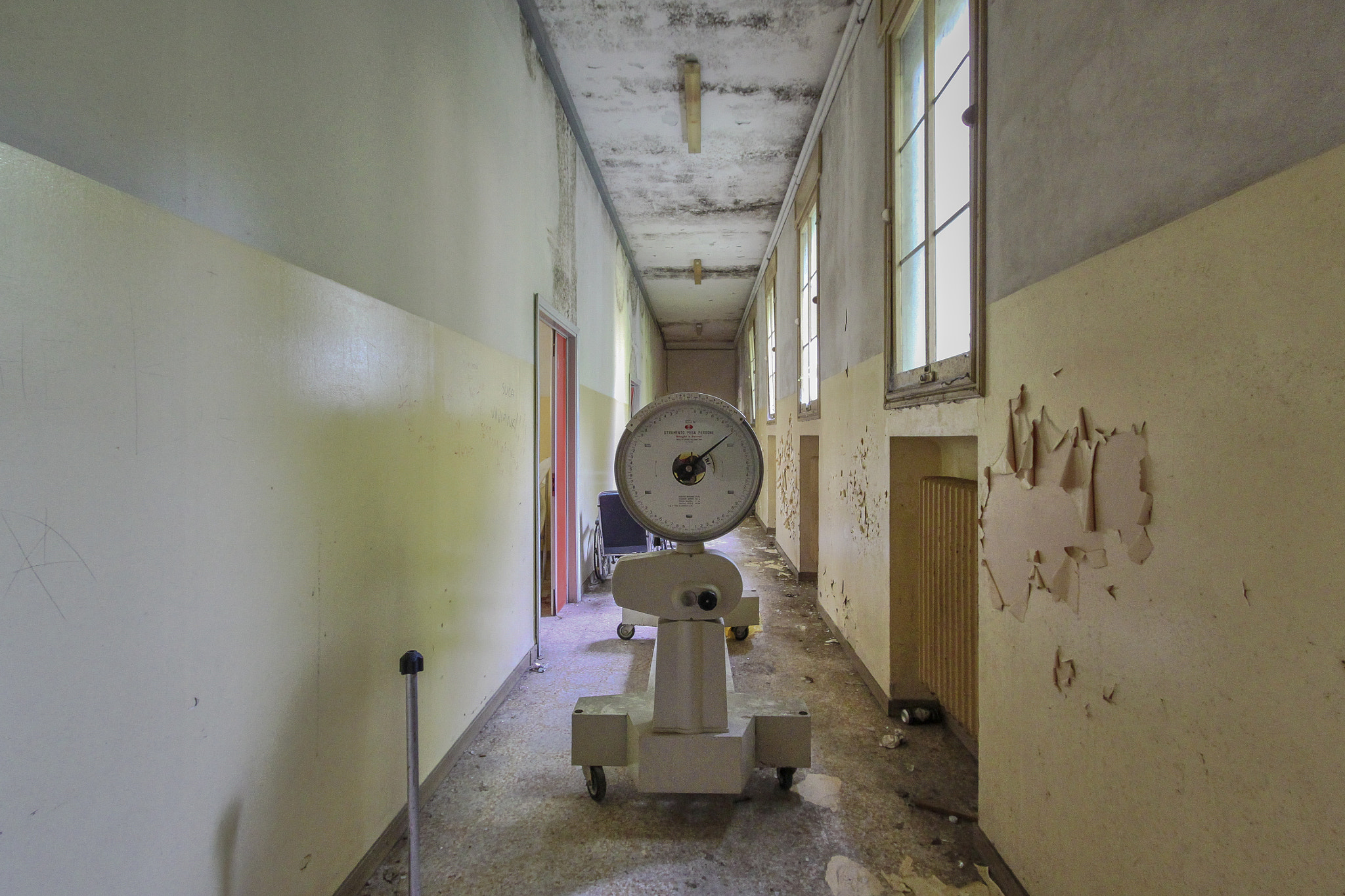 Canon EOS 500D (EOS Rebel T1i / EOS Kiss X3) sample photo. Psychiatric hospital photography