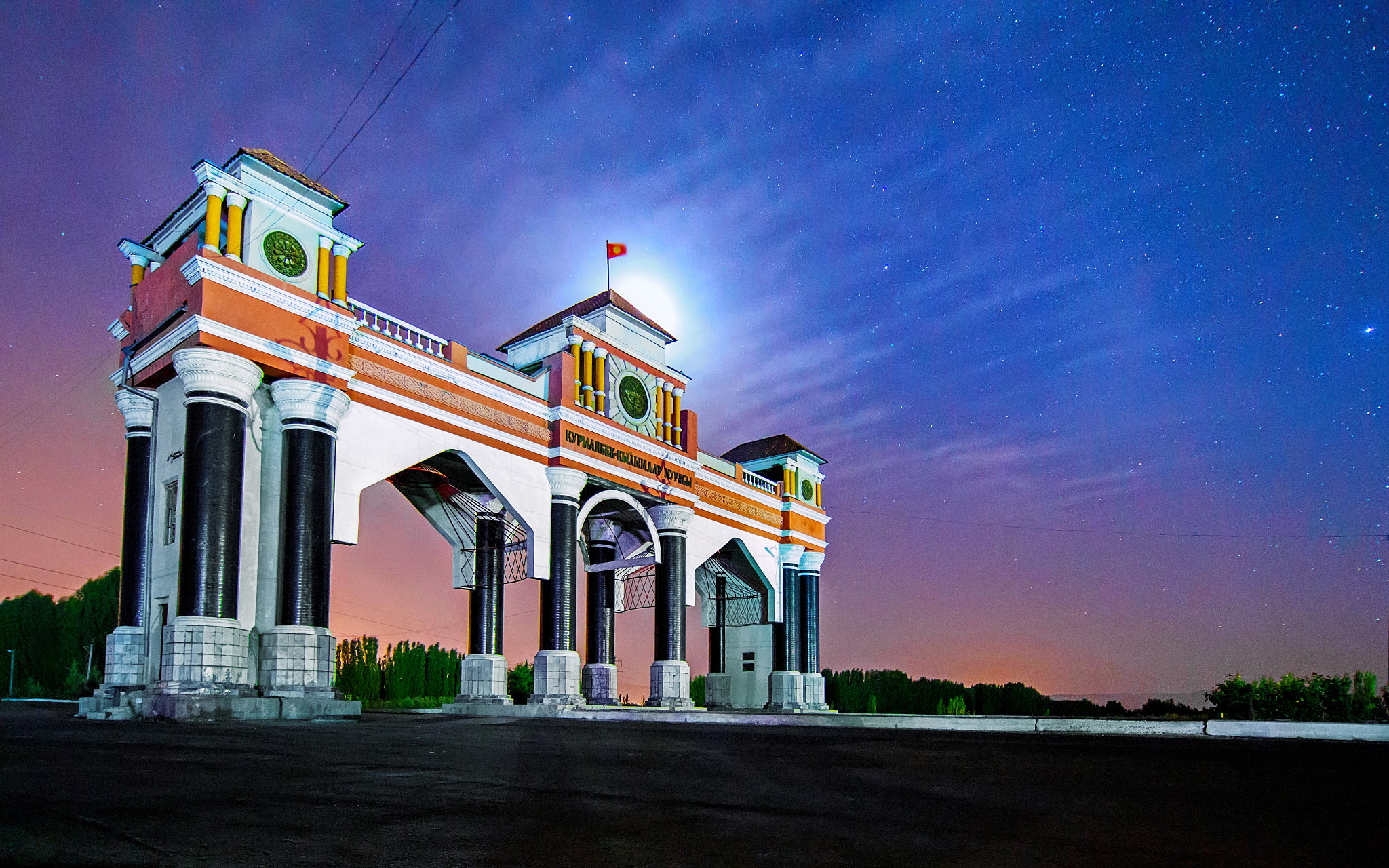 Tokina AT-X Pro 12-24mm F4 (IF) DX sample photo. Arch at the entrance to the jalal-abad city photography