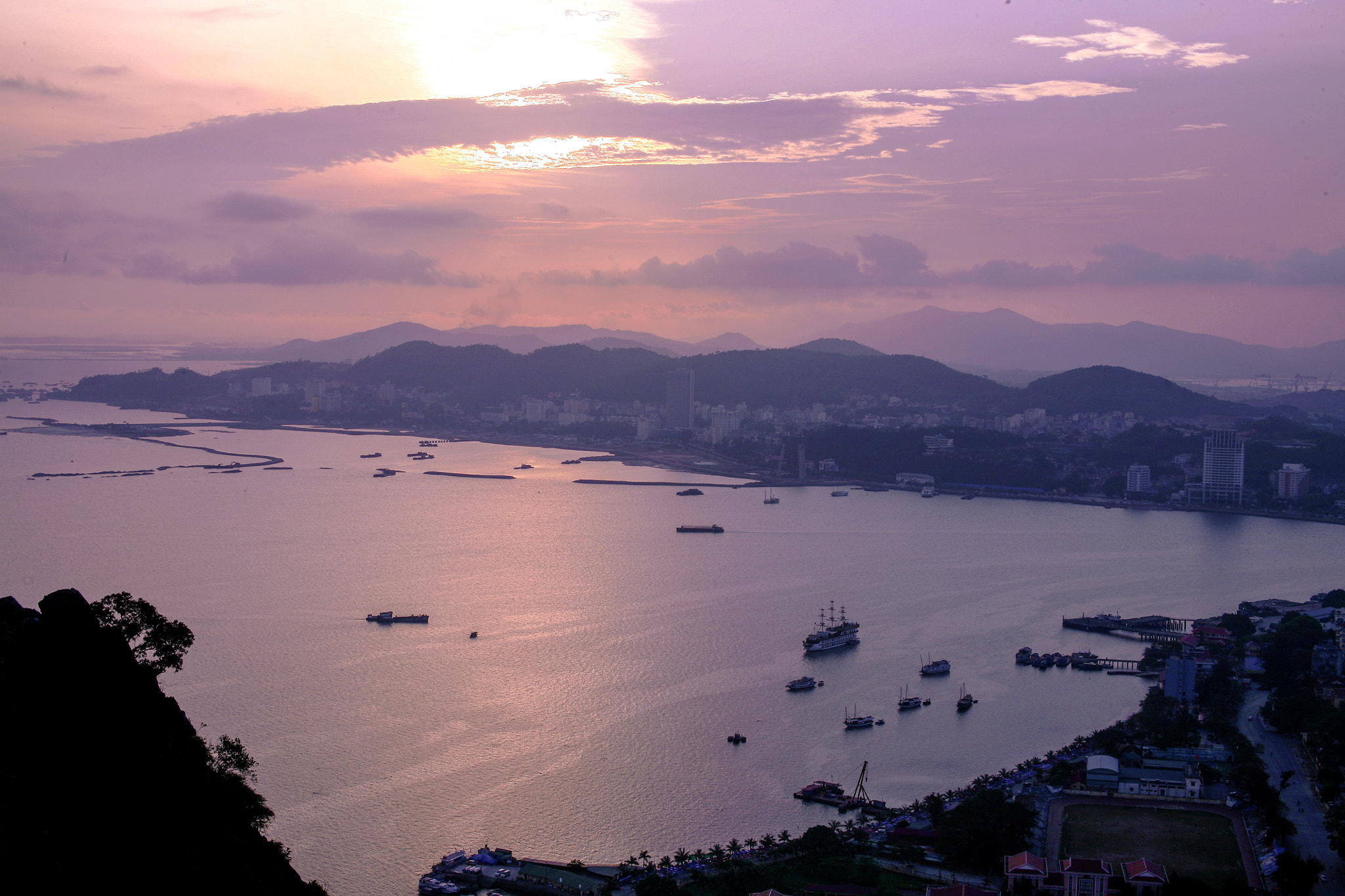 Sigma 50mm F1.4 EX DG HSM sample photo. Halong bay photography