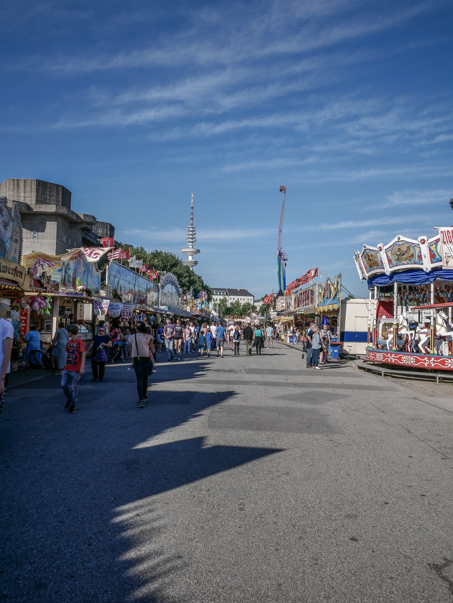 Panasonic Lumix G Vario 7-14mm F4 ASPH sample photo. Blending in photography