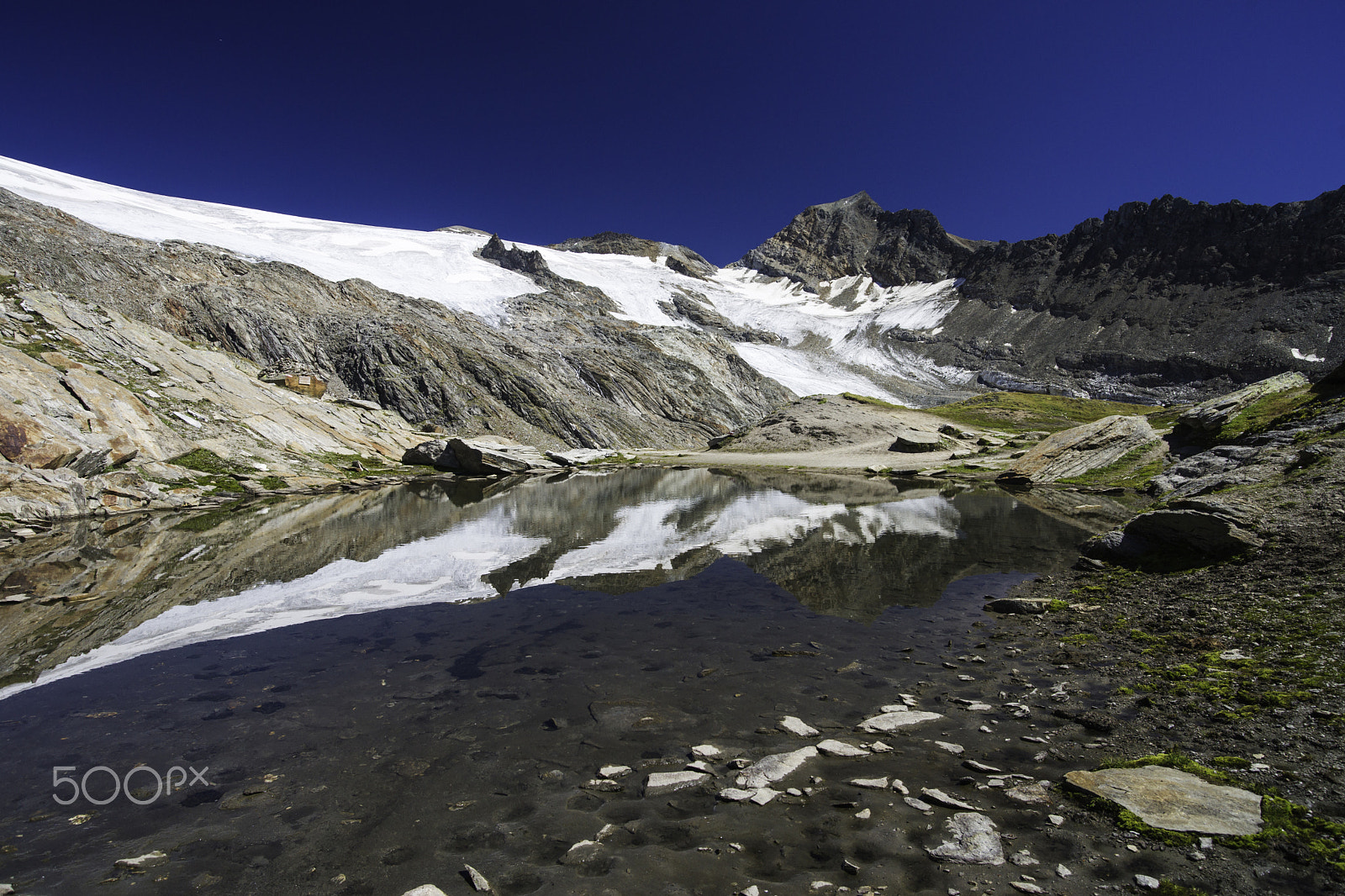 Sony Alpha DSLR-A850 sample photo. Reflection photography