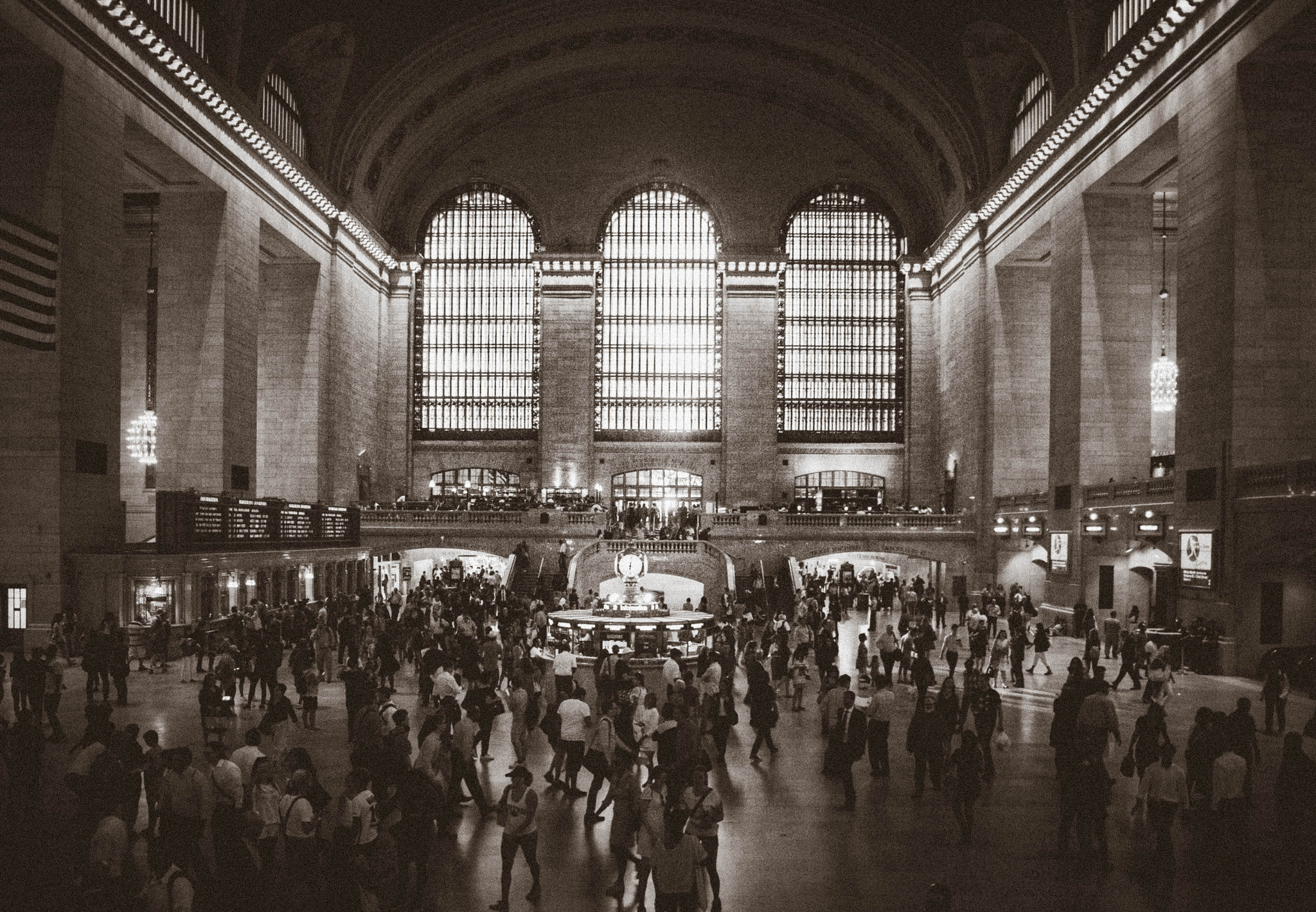 Pentax K10D sample photo. Grand central photography