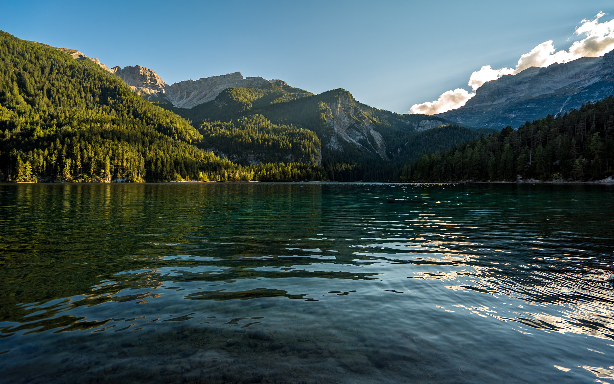 Sony a7S II + Sony Vario-Tessar T* FE 16-35mm F4 ZA OSS sample photo. Lago di tovel photography