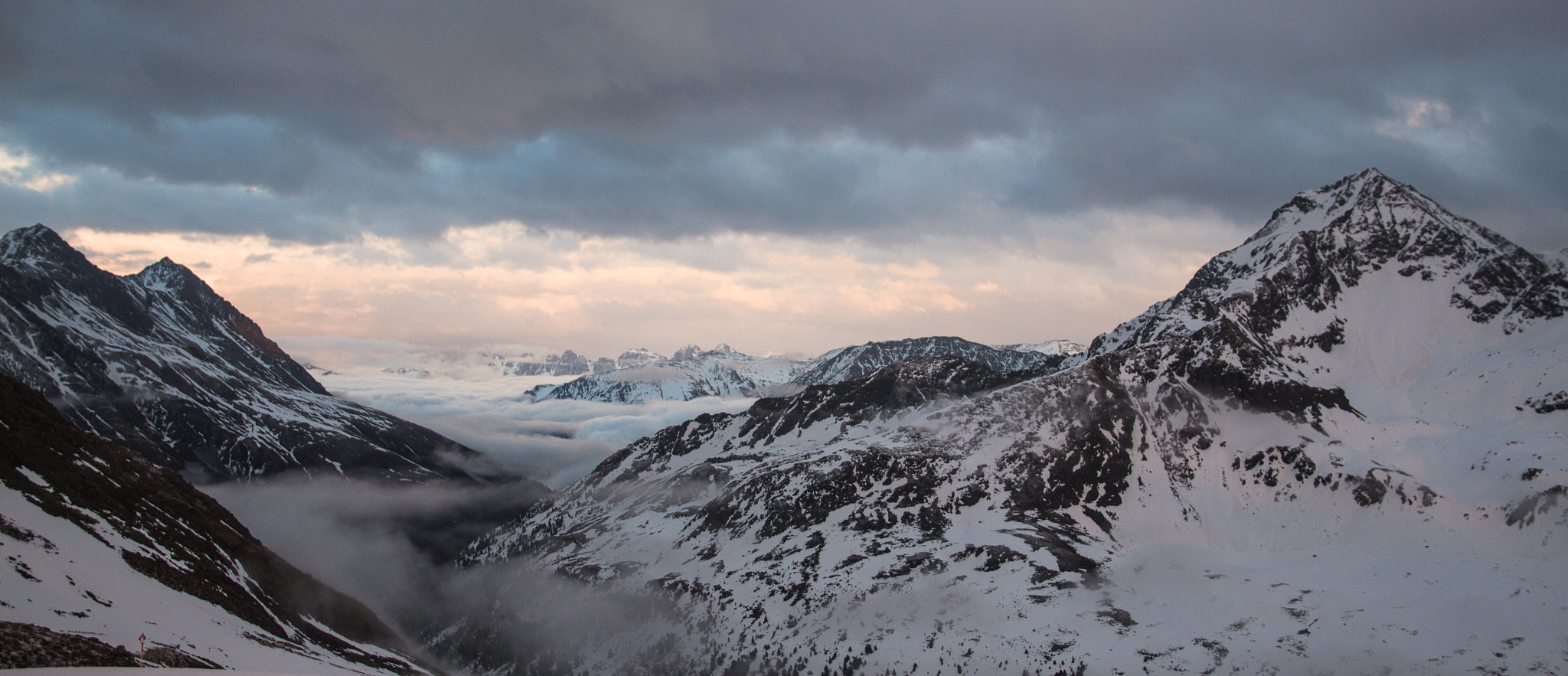 Canon EOS 650D (EOS Rebel T4i / EOS Kiss X6i) sample photo. Snowy mountains photography