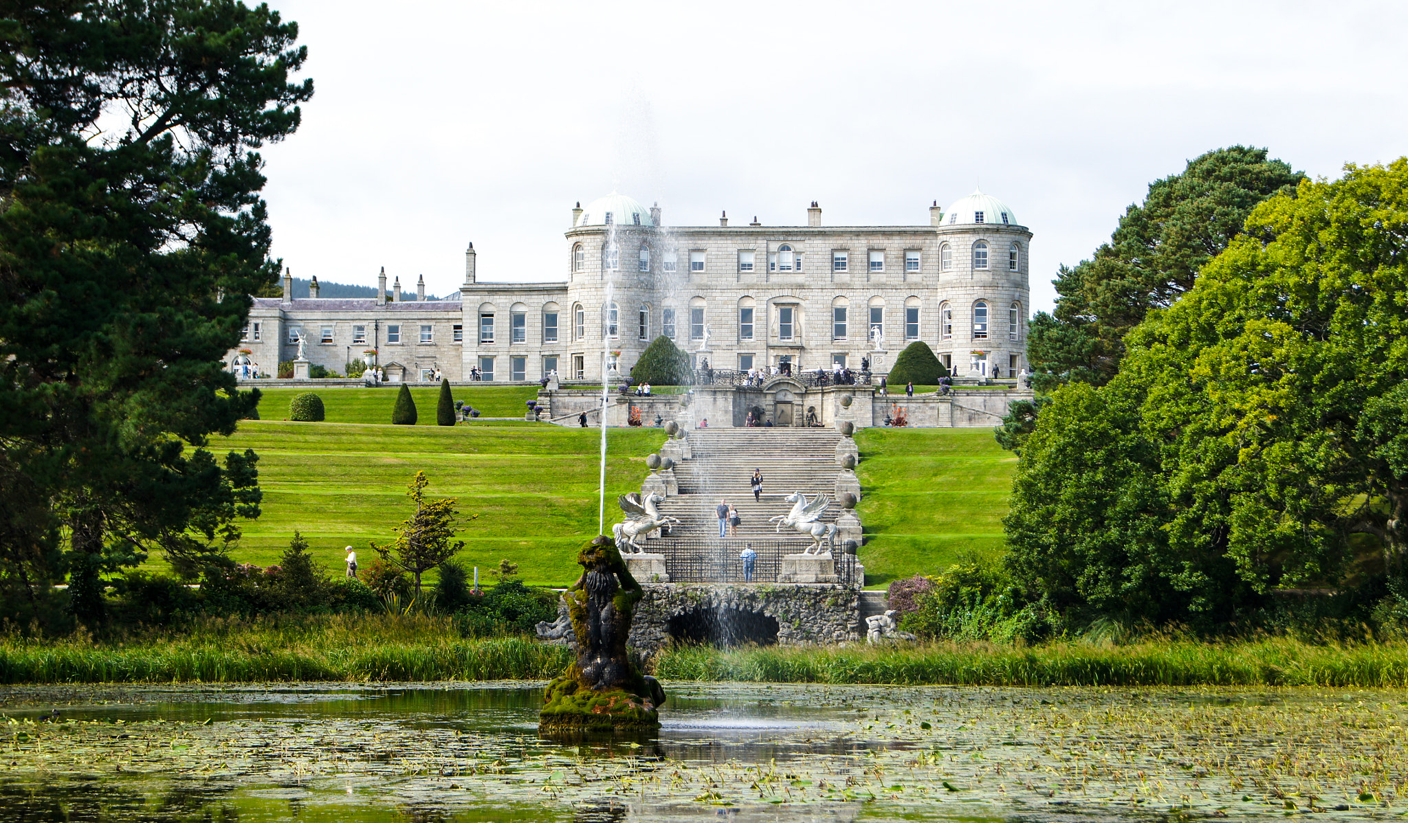 Sony SLT-A33 + Sony DT 18-55mm F3.5-5.6 SAM sample photo. Pouwers court dublin photography