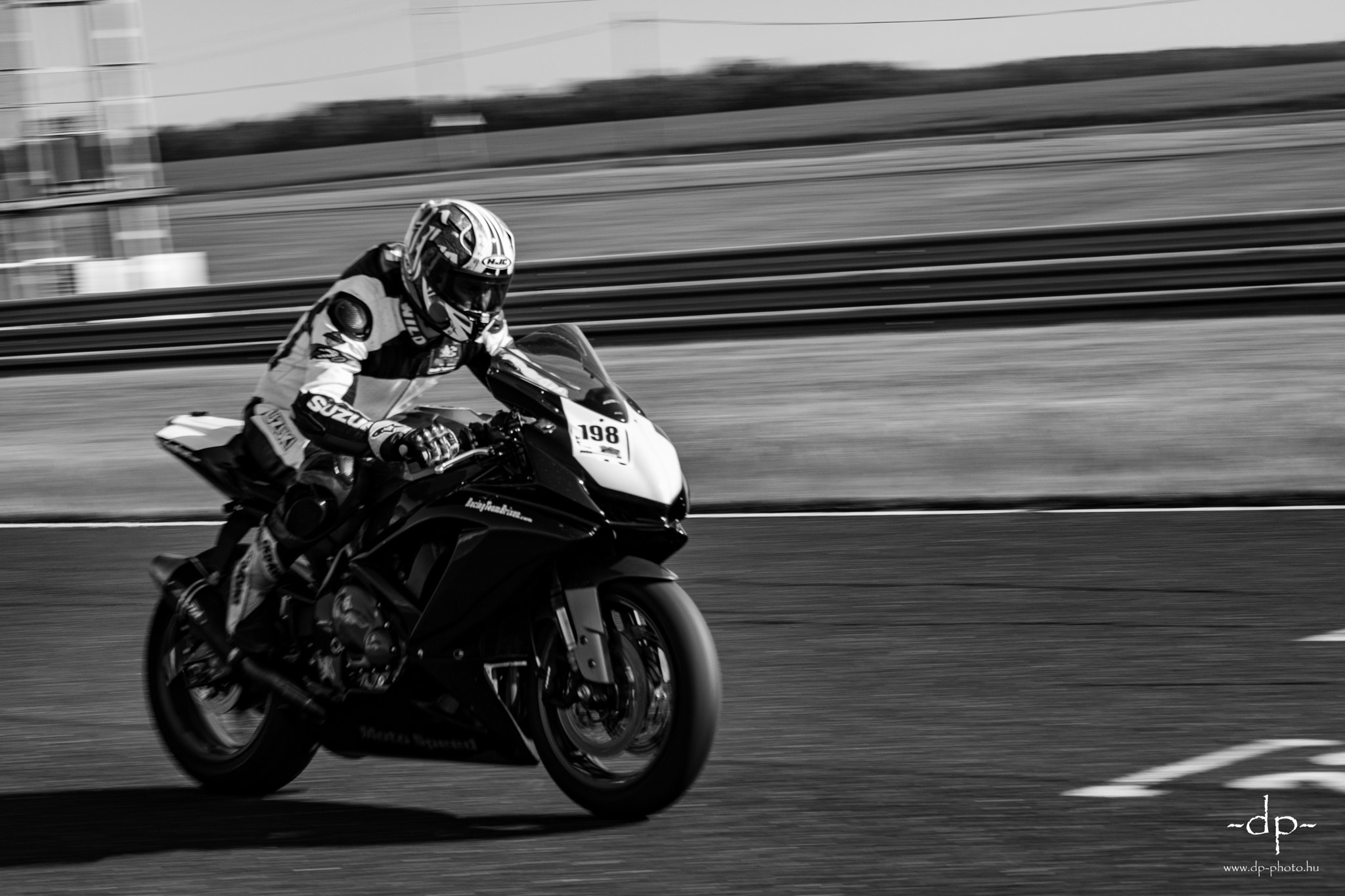 Canon EF-S 55-250mm F4-5.6 IS STM sample photo. Speed photography