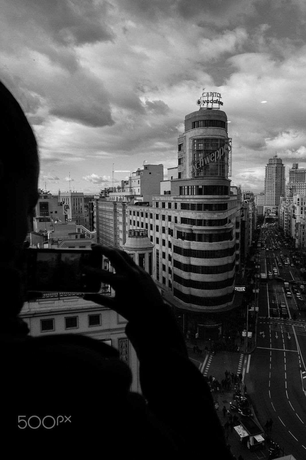 Olympus PEN E-PM2 sample photo. La gran via photography