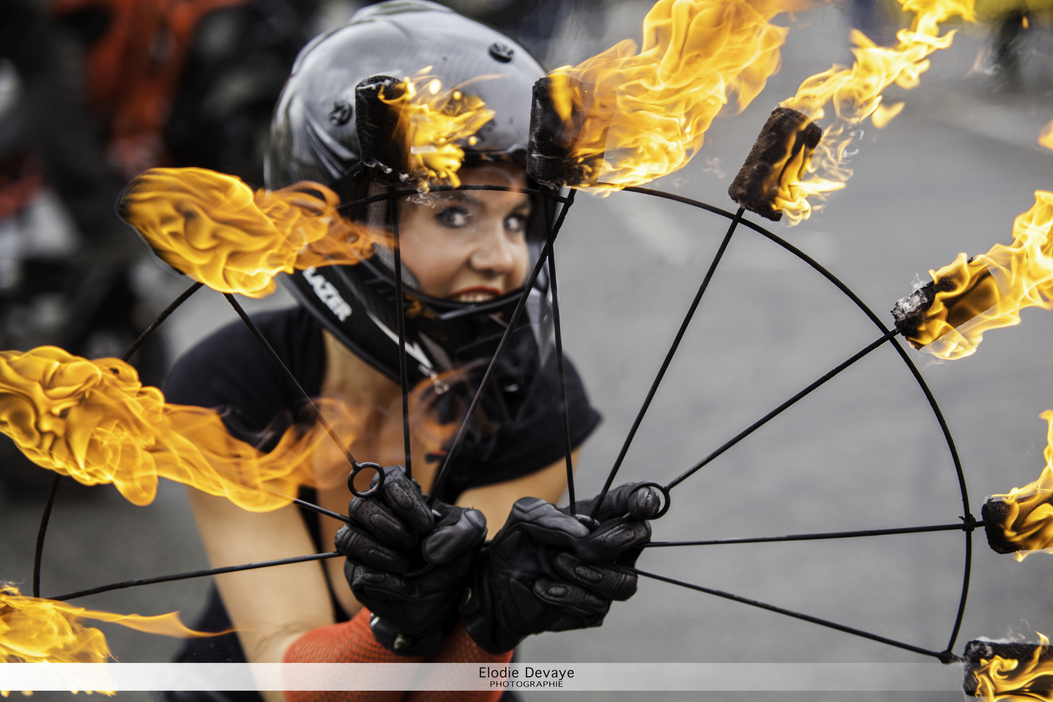 Sigma 70-200mm F2.8 EX DG OS HSM sample photo. La pin-up du rolf circus show ! photography