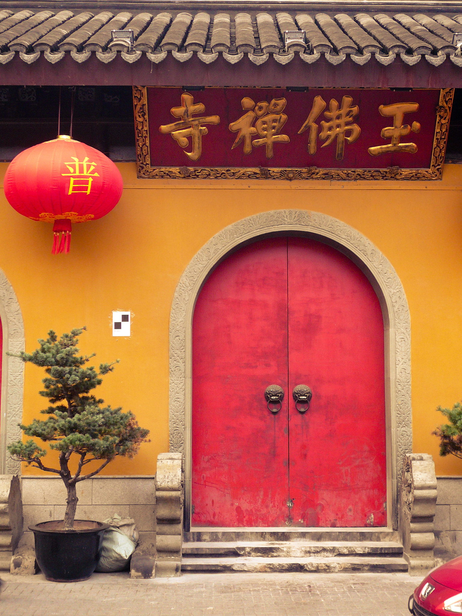 Panasonic DMC-FX07 sample photo. Jade buddha temple photography